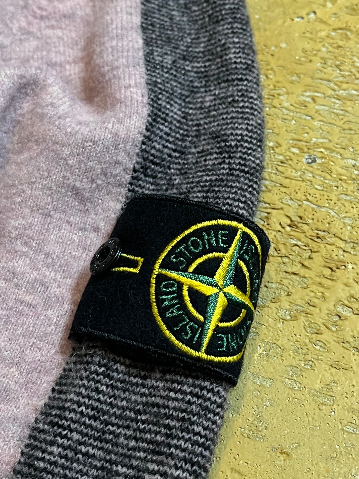 Stone Island knit zip-up sweater - L