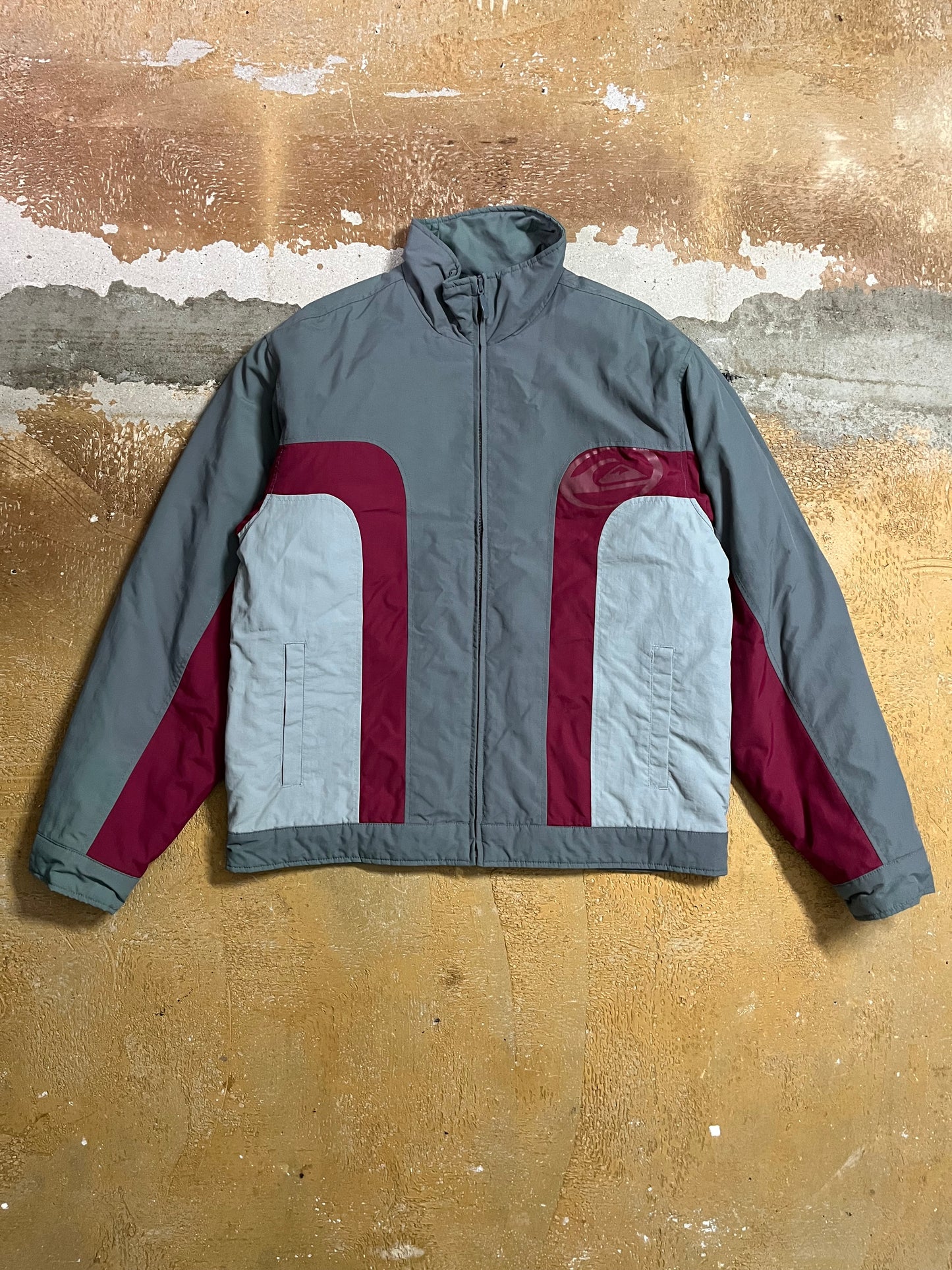Quiksilver vintage puffer surfwear jacket - M