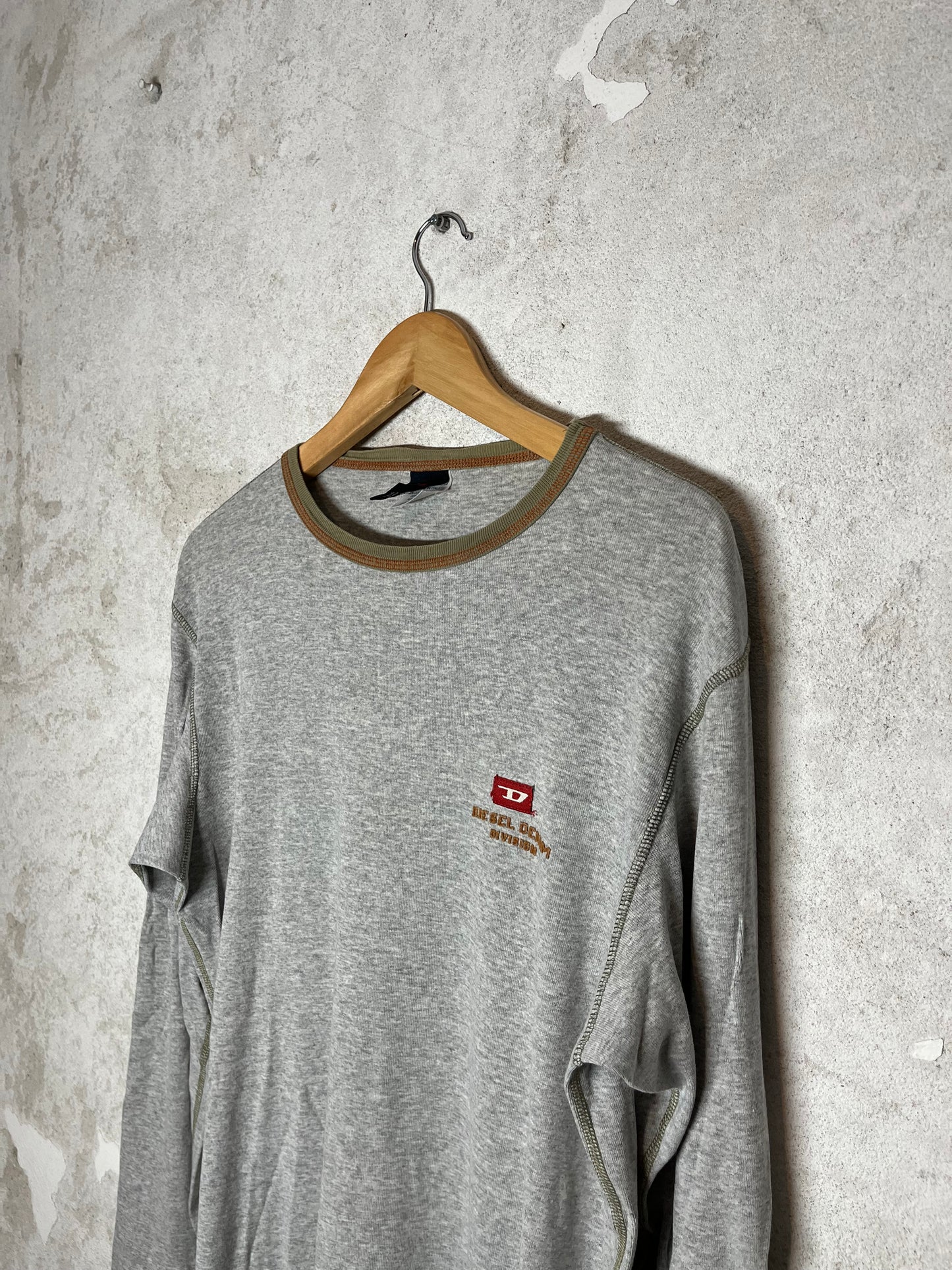 Diesel vintage 2000s longsleeve t-shirt