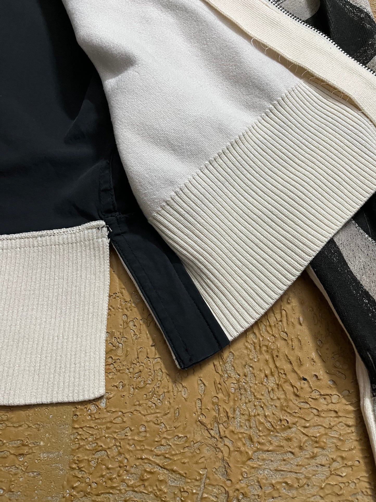 Bottega Veneta ‘22 sample knit zip up sweater - S