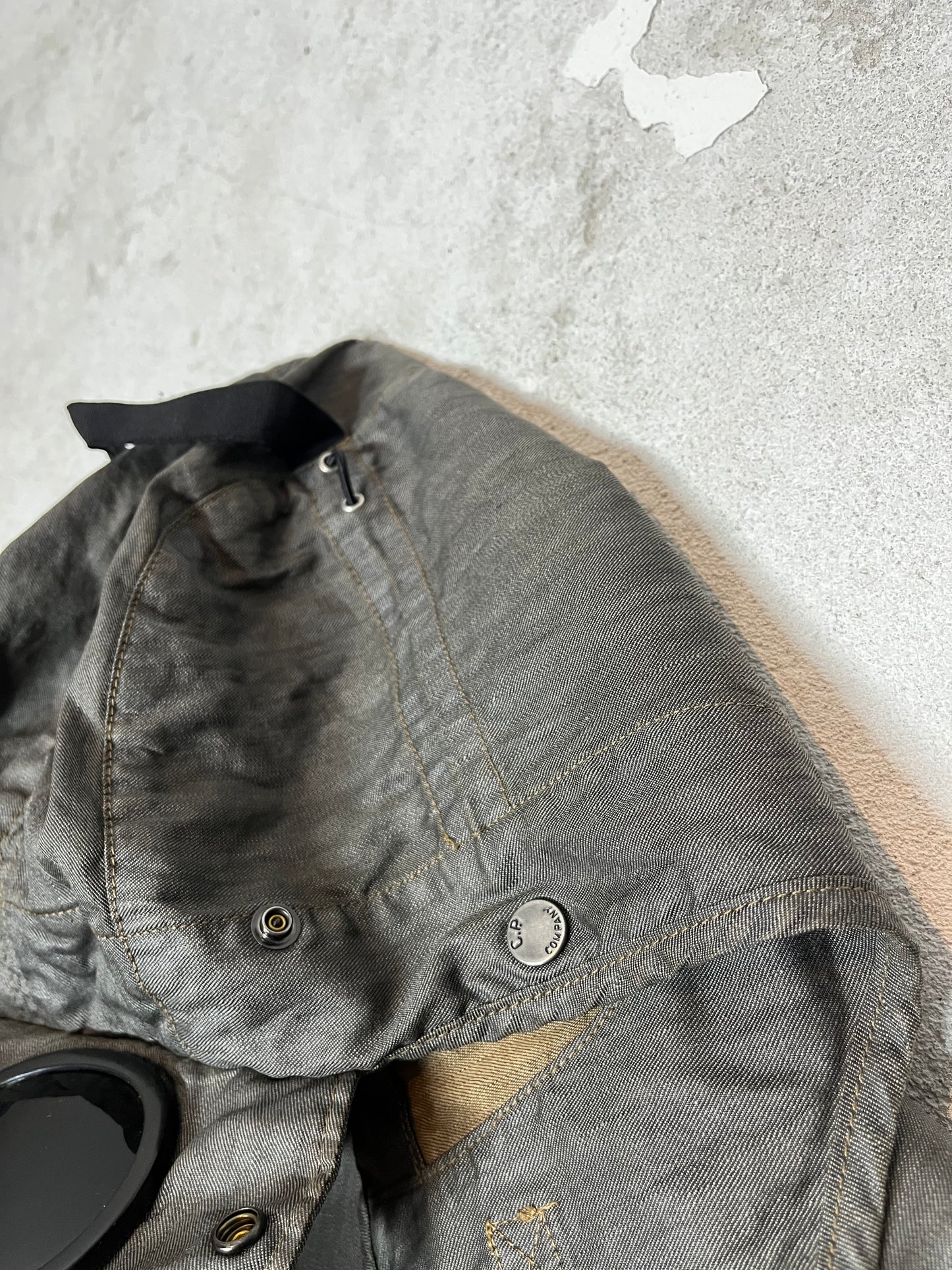 CP Company Laminated Linen Goggle Jacket - XL