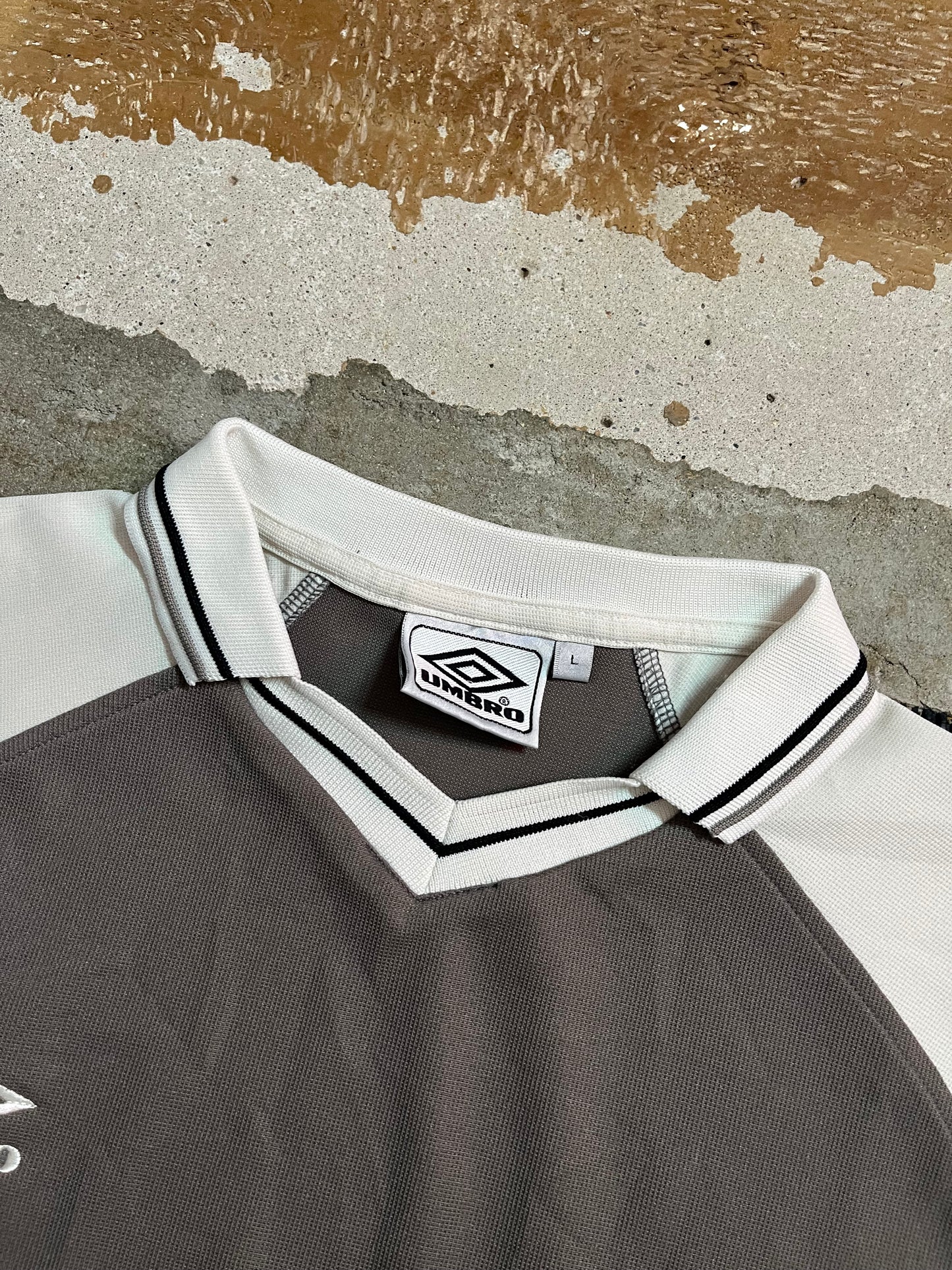 Umbro vintage sports shirt - L