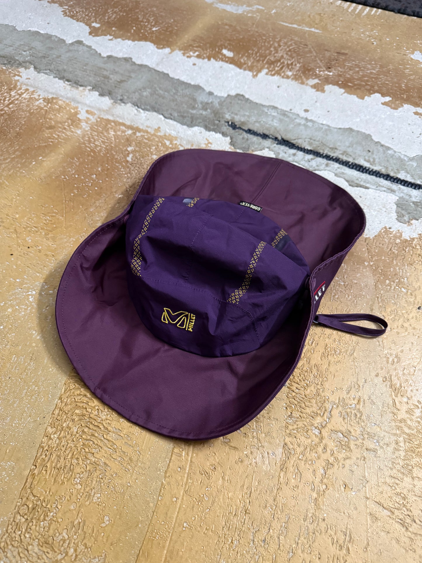 Millet Gore-Tex bucket hat