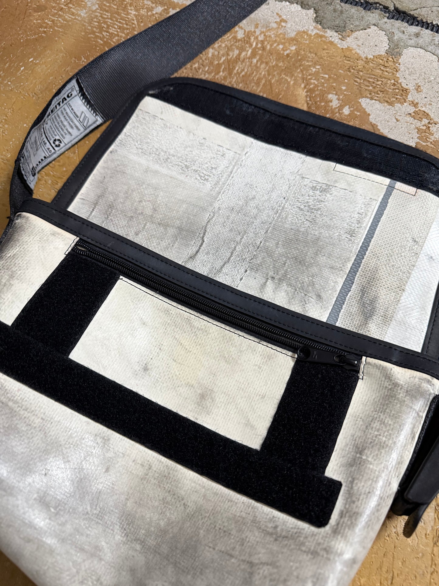 Freitag vintage look shoulder bag