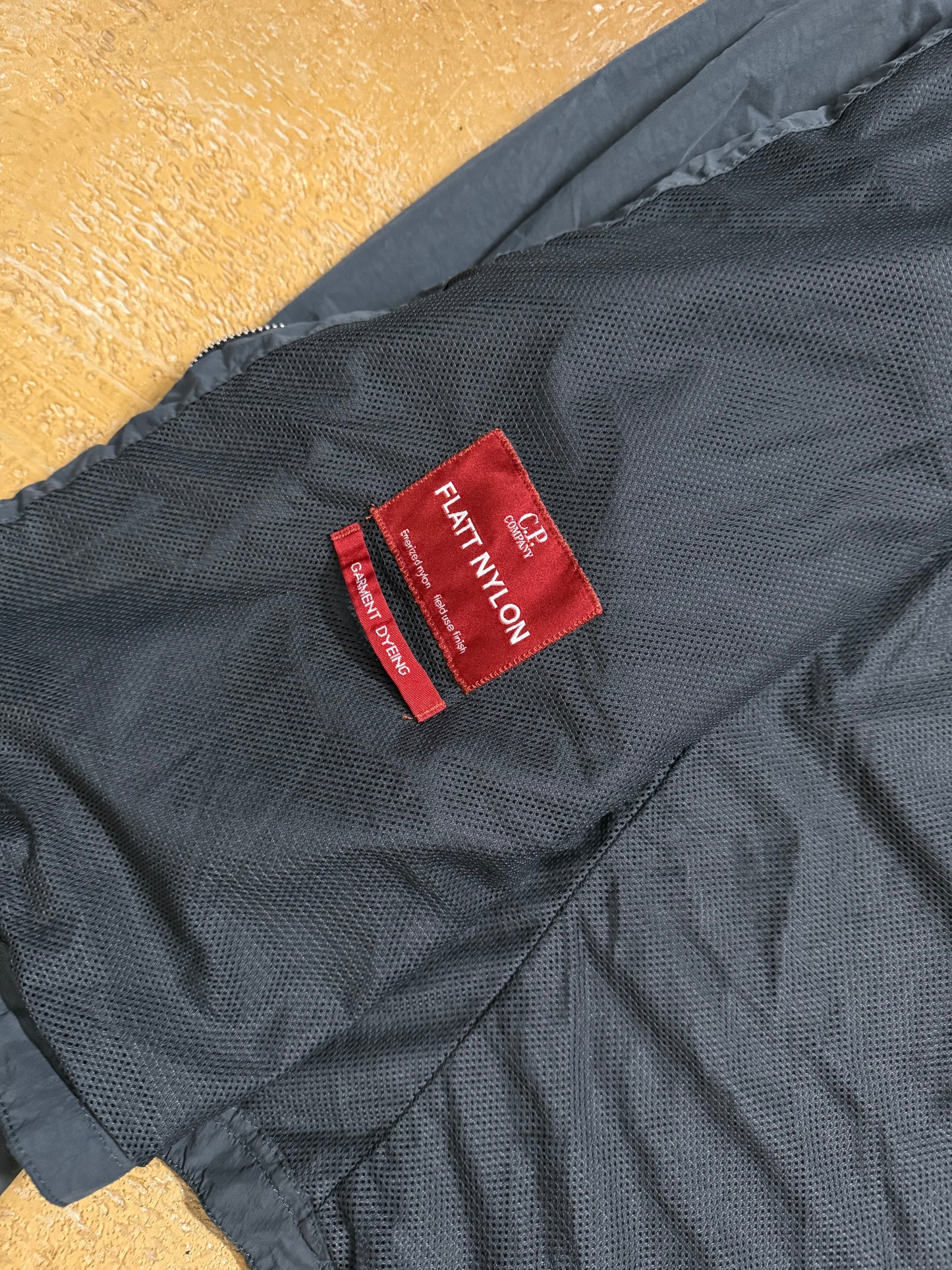 CP company Flatt Nylon vintage lense jacket - XL