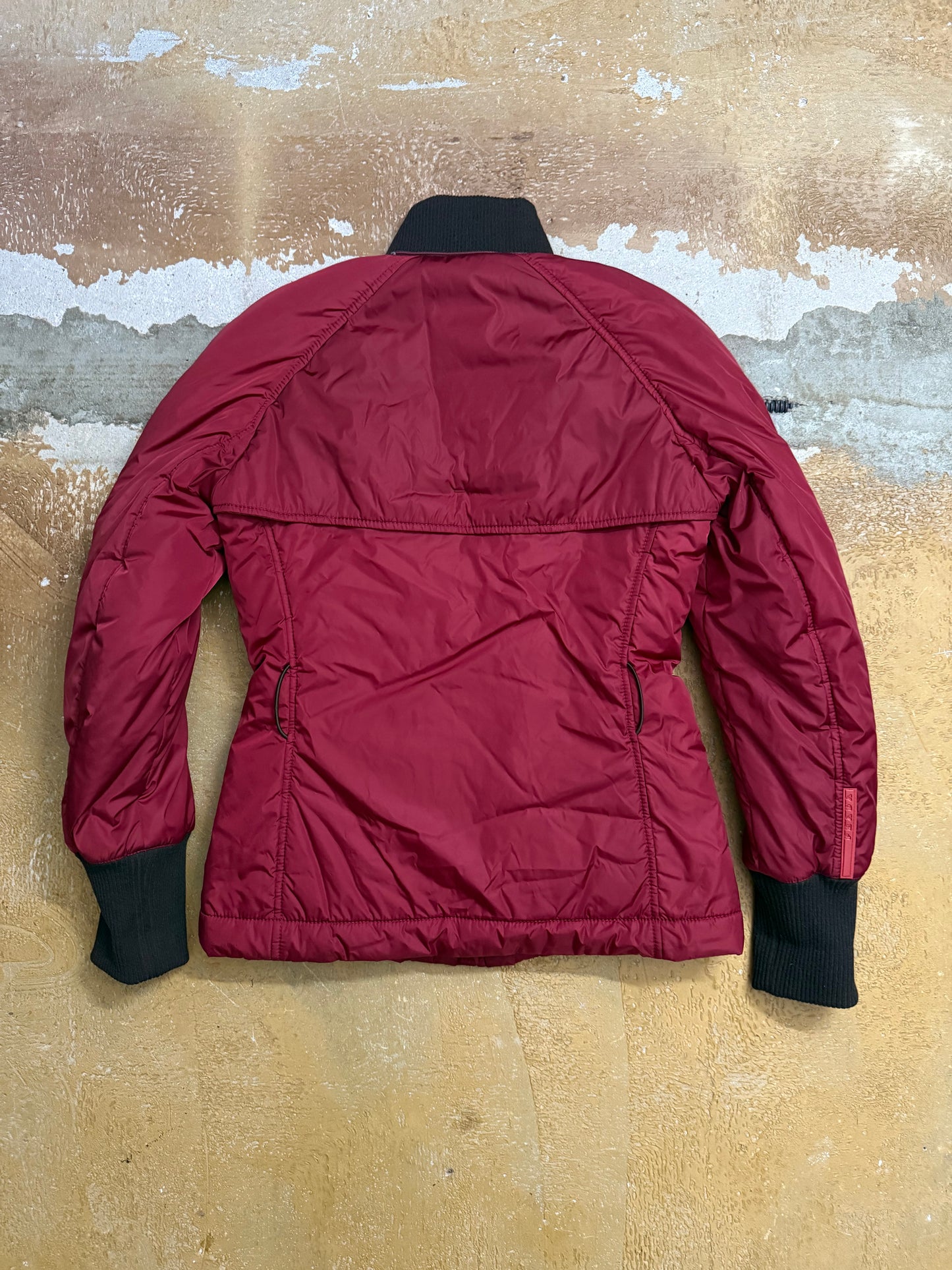 Vintage Prada red tab down jacket - S