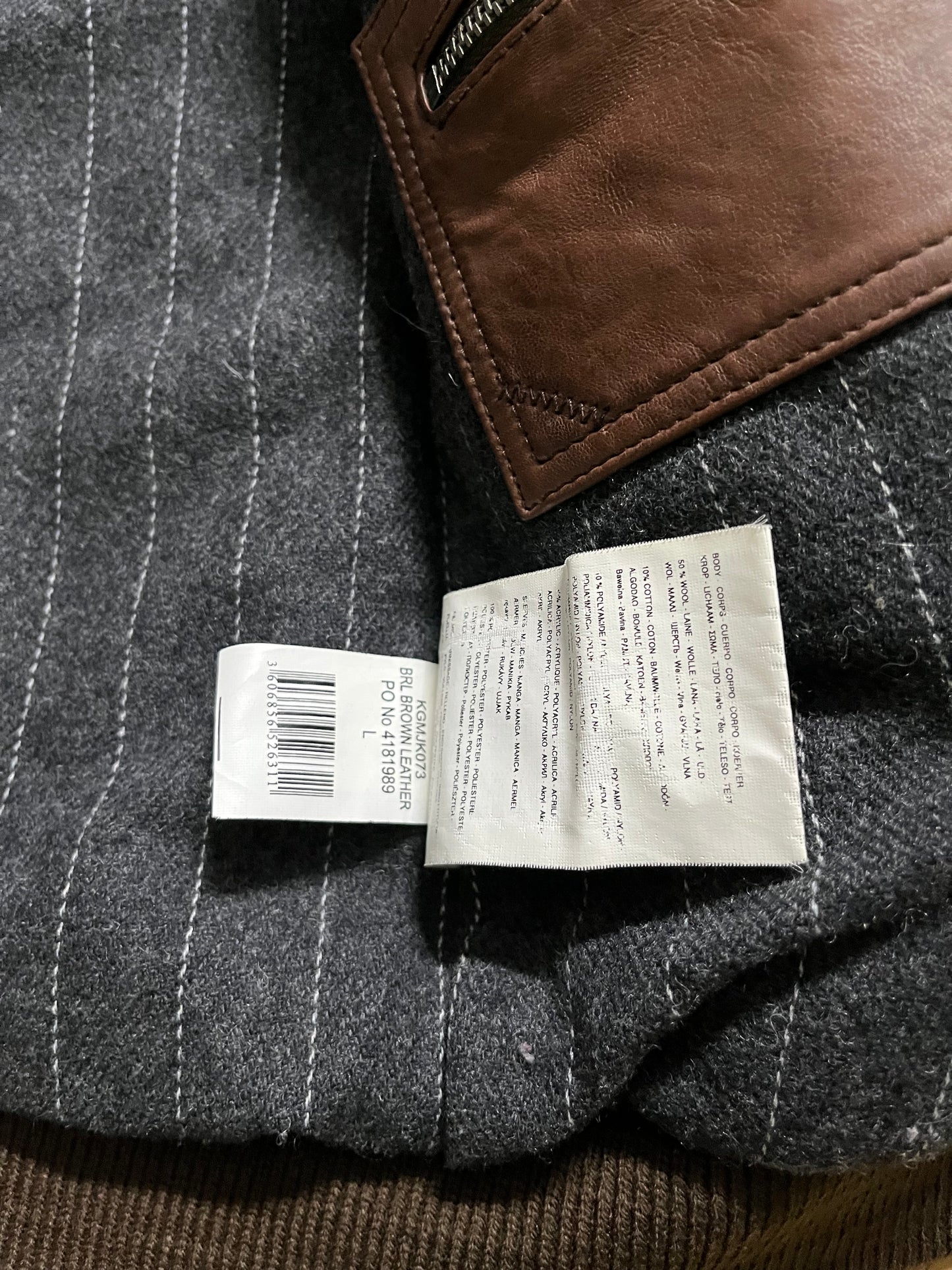 Quiksilver plaid blanket lined leather jacket - L