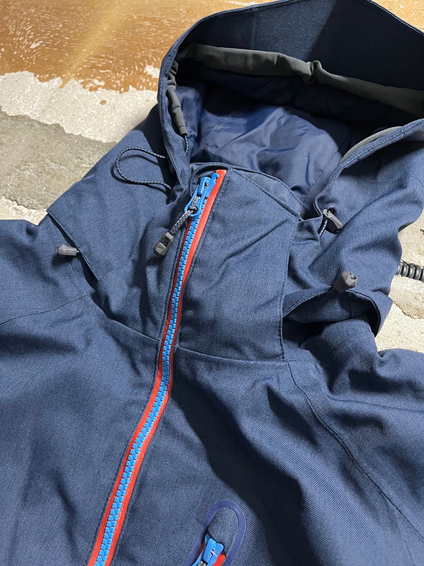 Mammut dry tech winter ski jacket - L