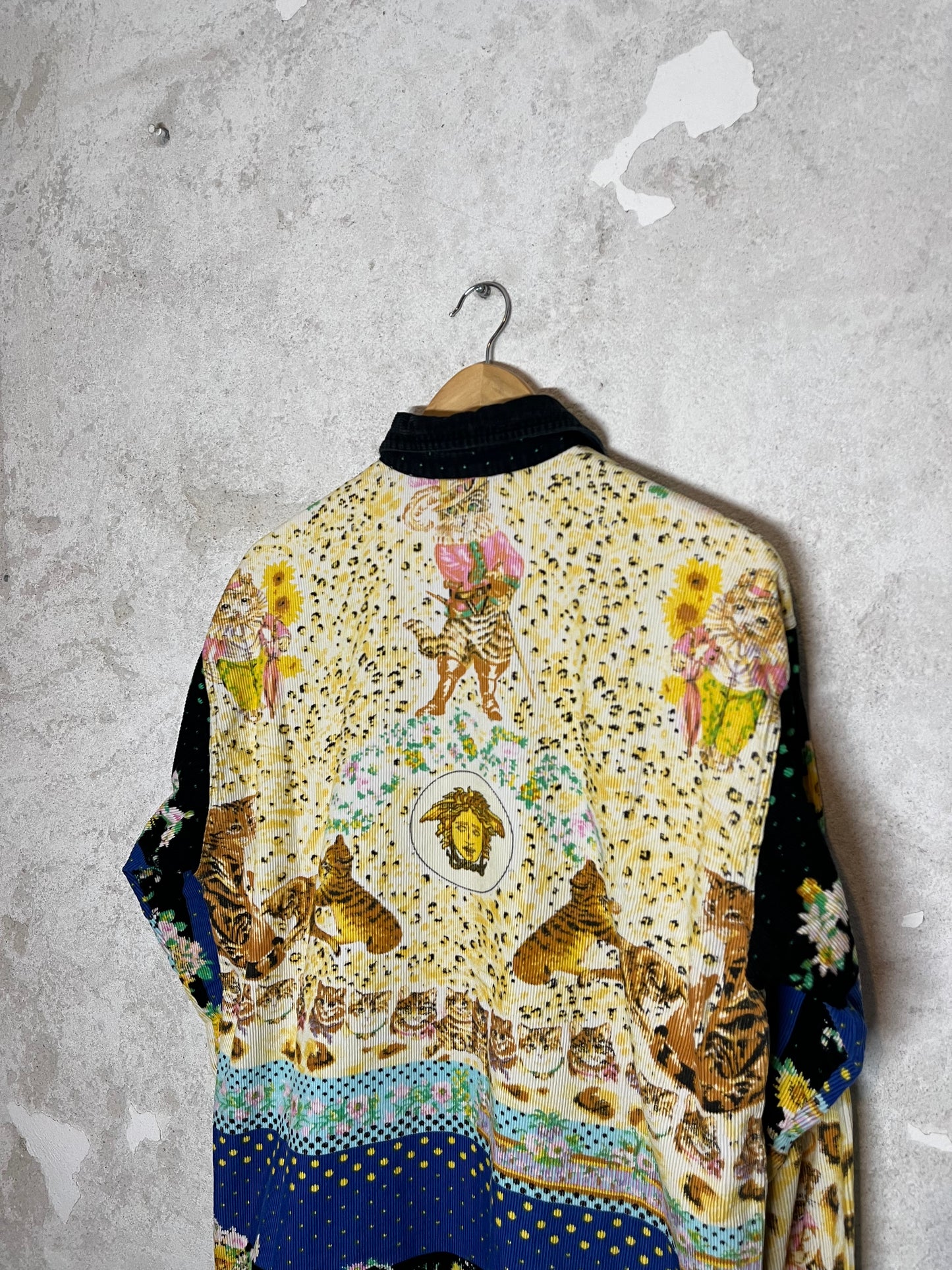 Vintage 90s Versace corduroy overshirt cats & floral - M