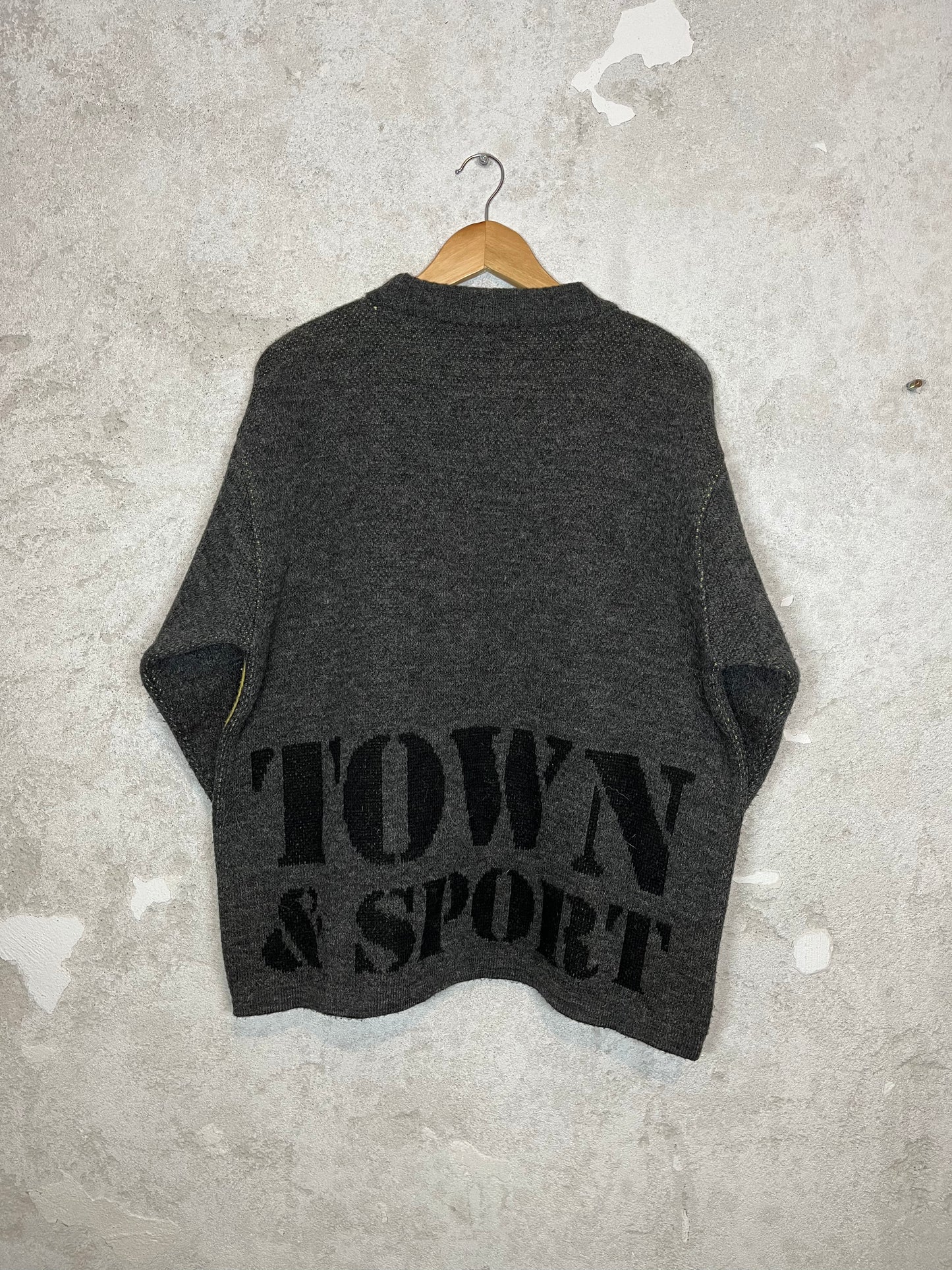 Looney Tunes Titi vintage heavy knit sweater - M