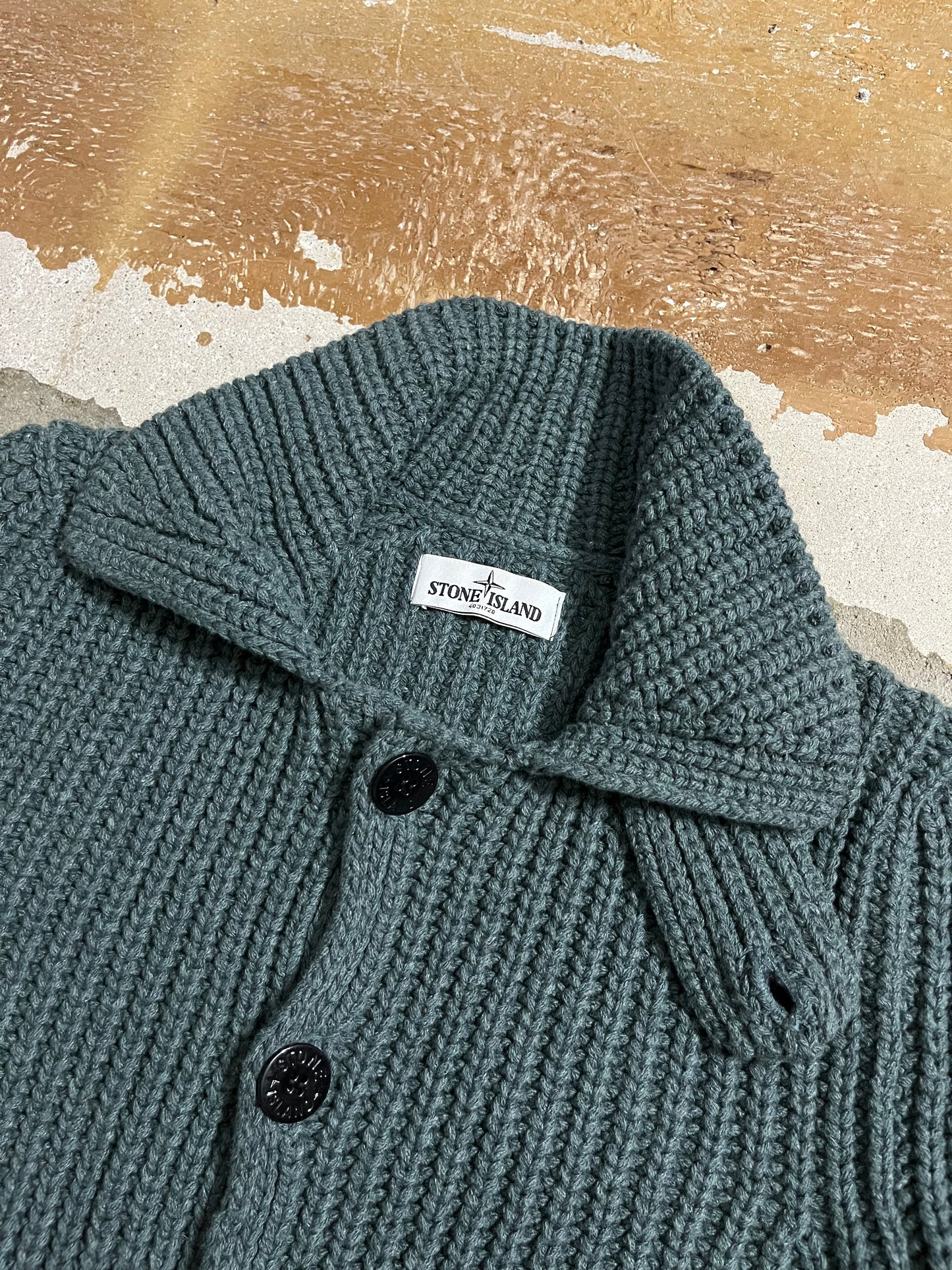 Stone Island wool knit collared cardigan - M