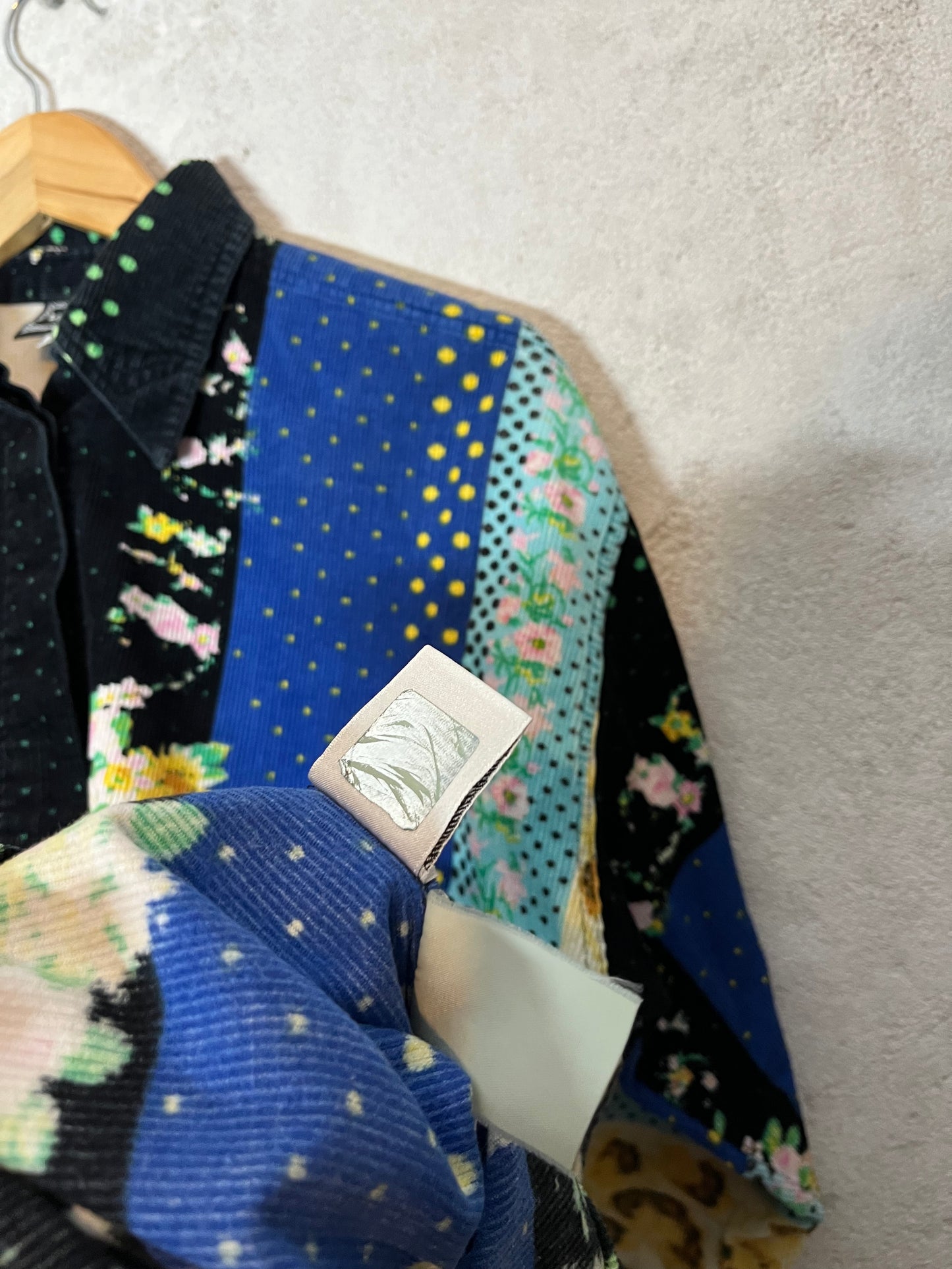 Vintage 90s Versace corduroy overshirt cats & floral - M