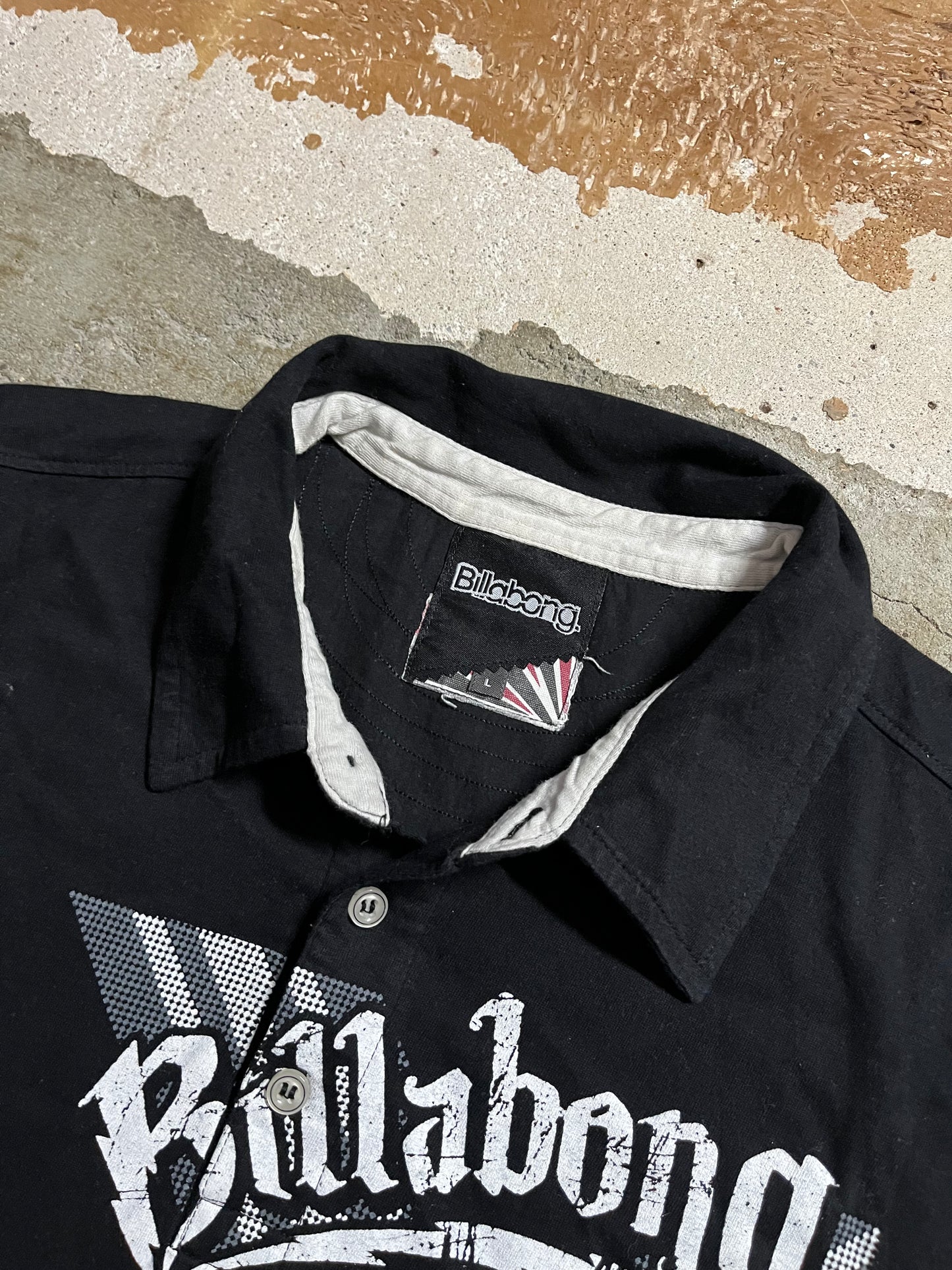 Billabong vintage summer polo tee shirt - L