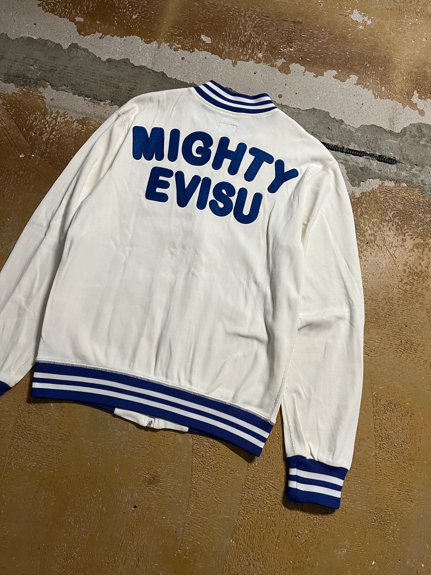 Mighty Evisu zip-up sweater - M