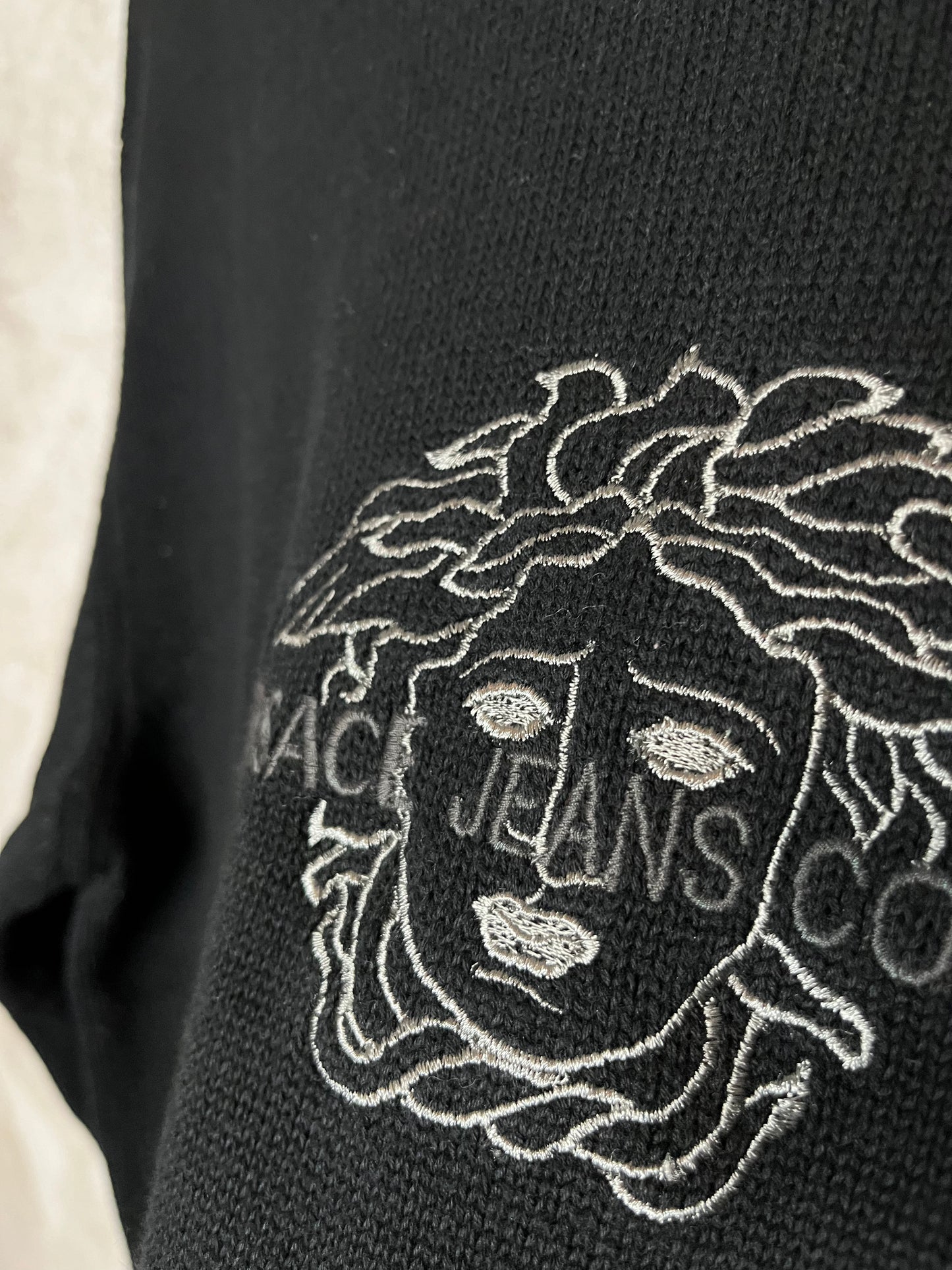 Versace vintage 90s medusa knit sweatshirt - M