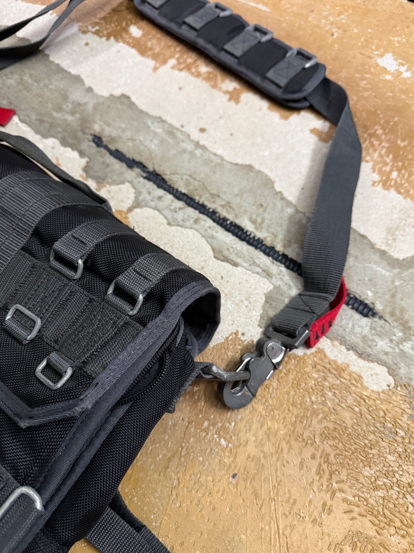 Oakley 2005 Dexter Tactical Field Gear laptop sling bag