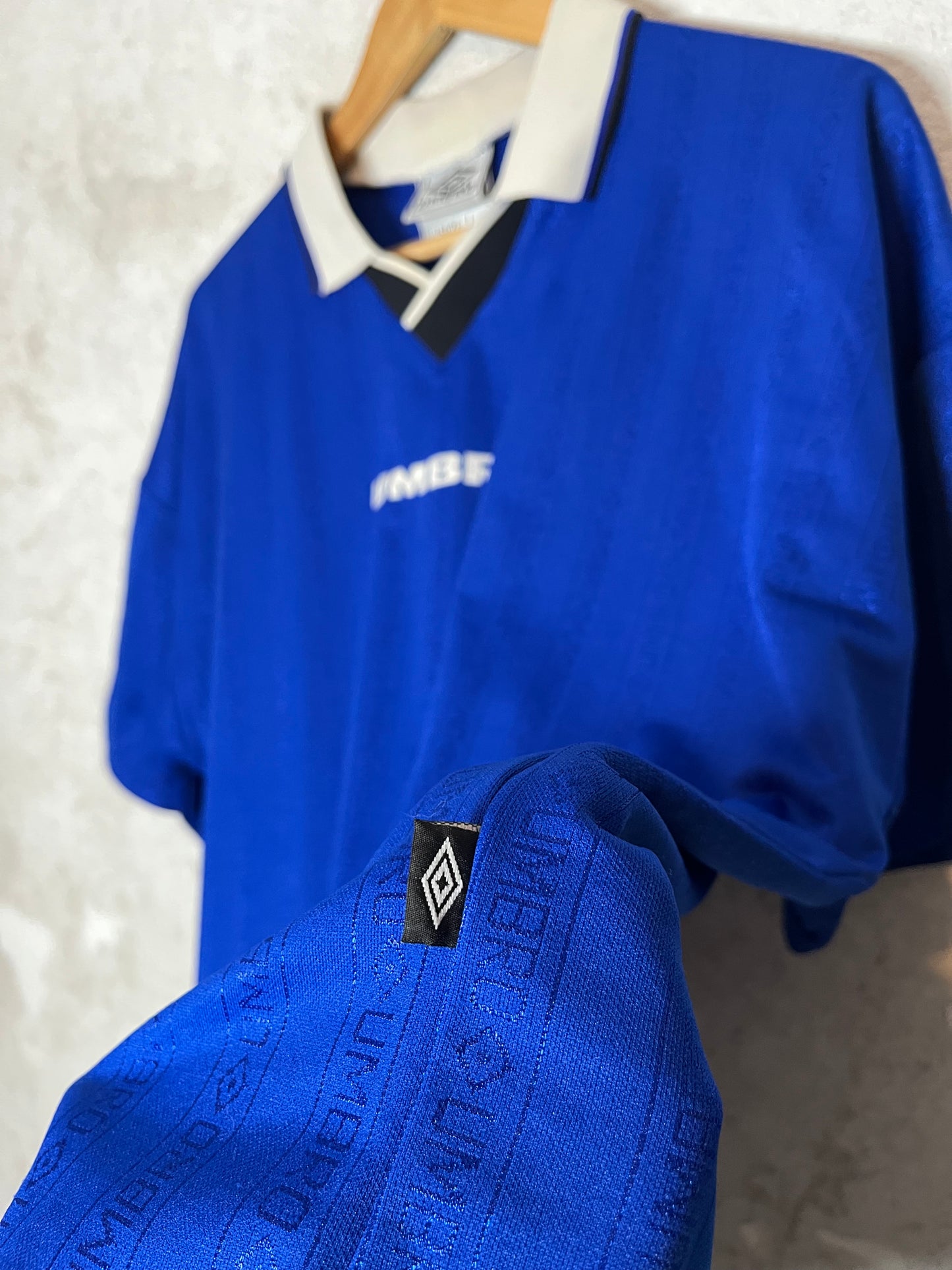 Umbro vintage sport shirt - XL