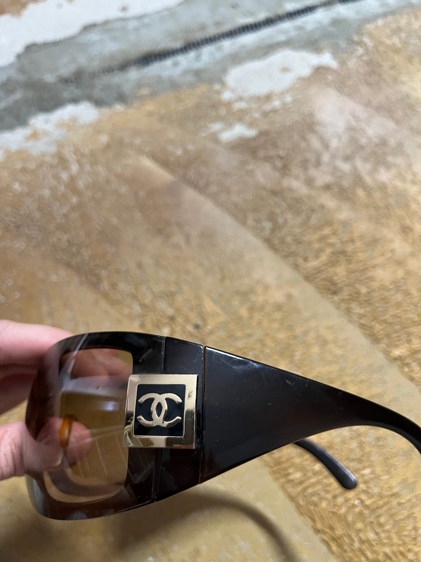 Chanel vintage sunglasses + box (5086 c.830/13 110)