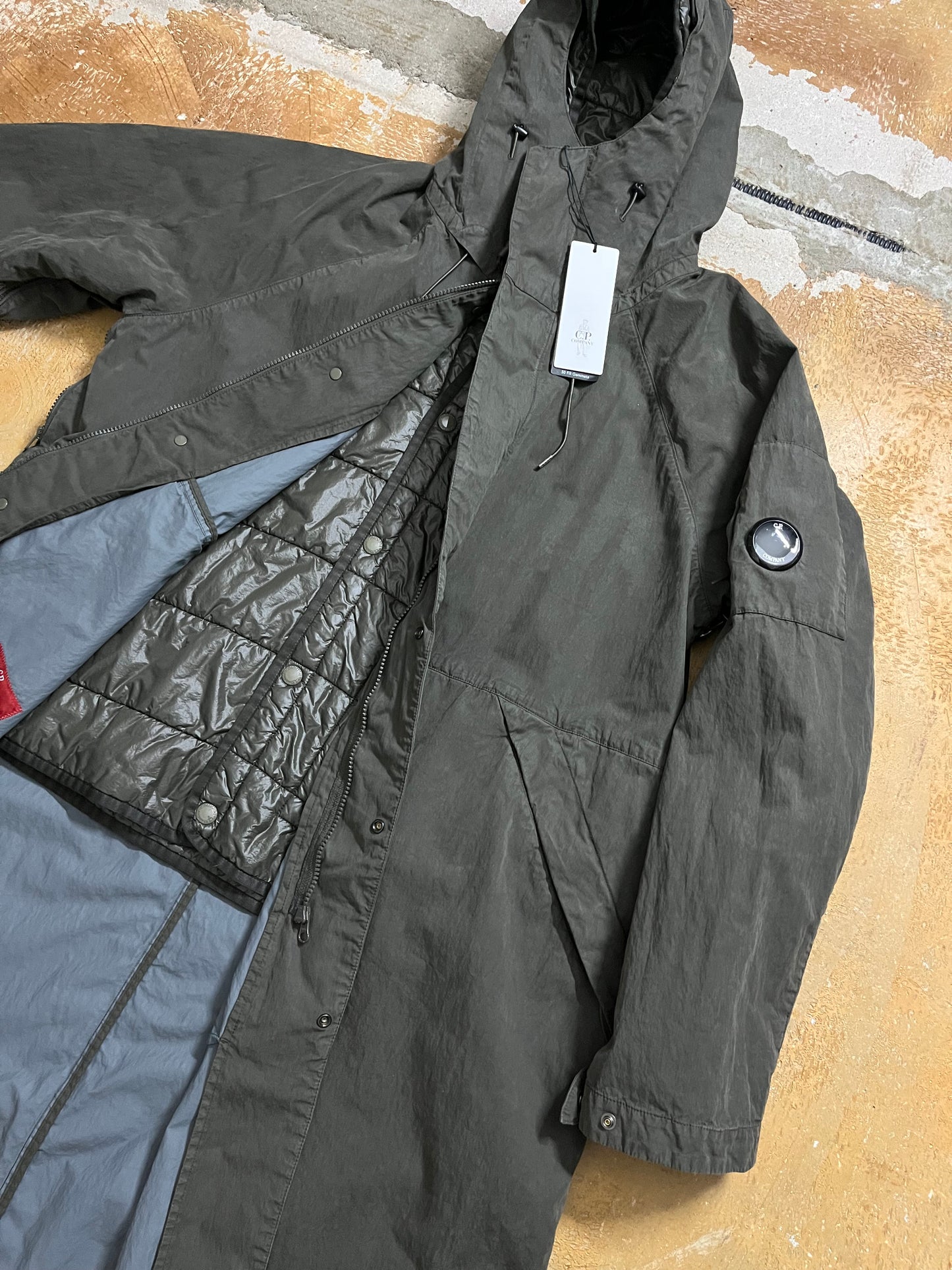 CP Company 50 fili rubber long parka jacket - XL