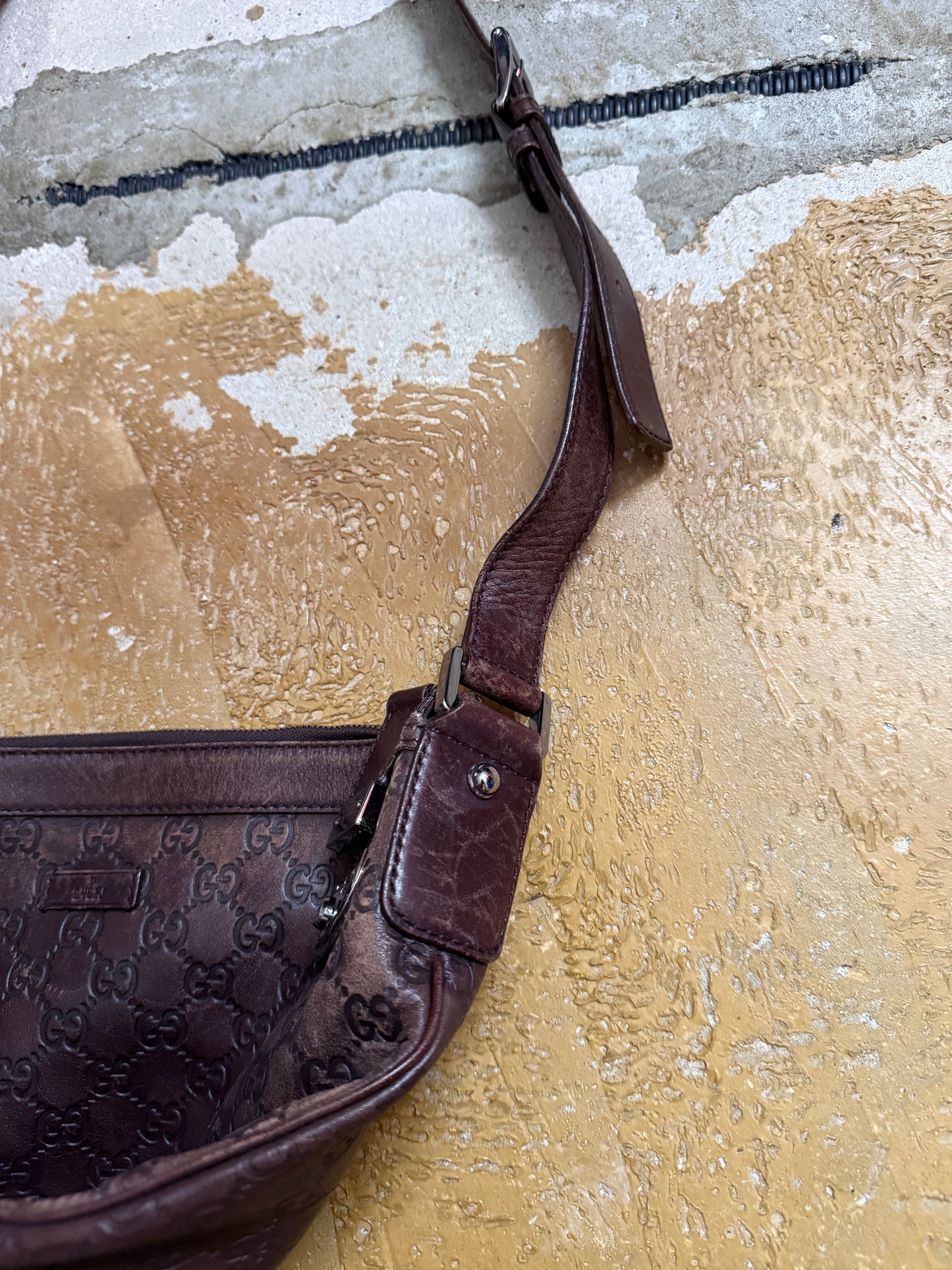 Gucci leather monogram shoulder bag