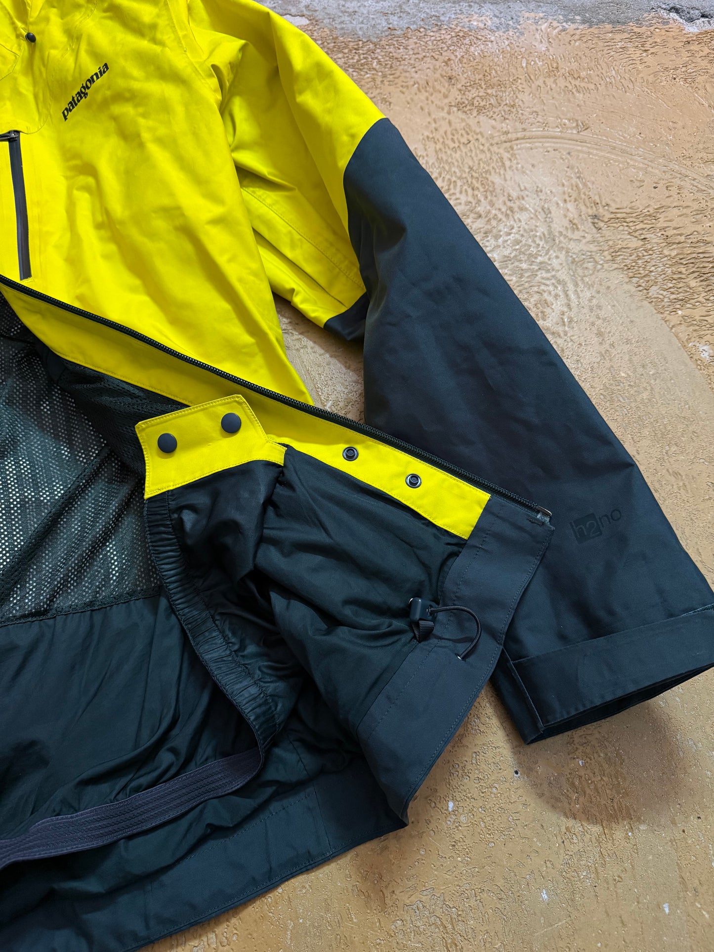 Patagonia ski snowboard wintersport jacket - M