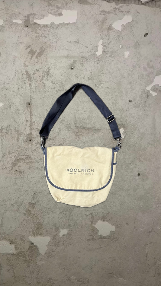 Woolrich vintage canvas strap bag