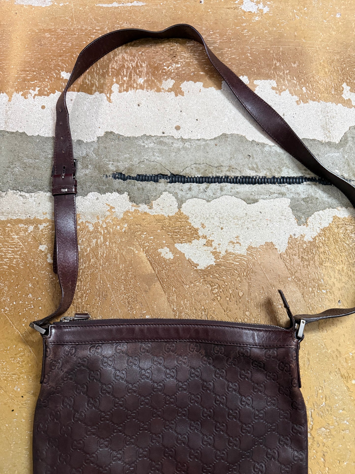 Gucci leather monogram shoulder bag