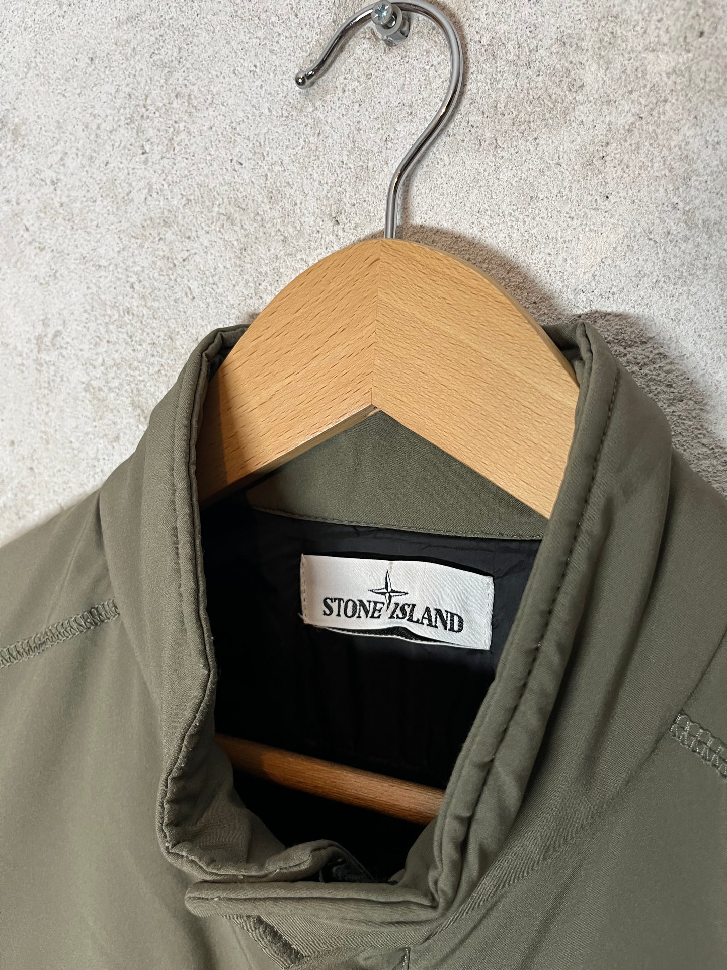 Stone Island soft shell-r primaloft jacket - M