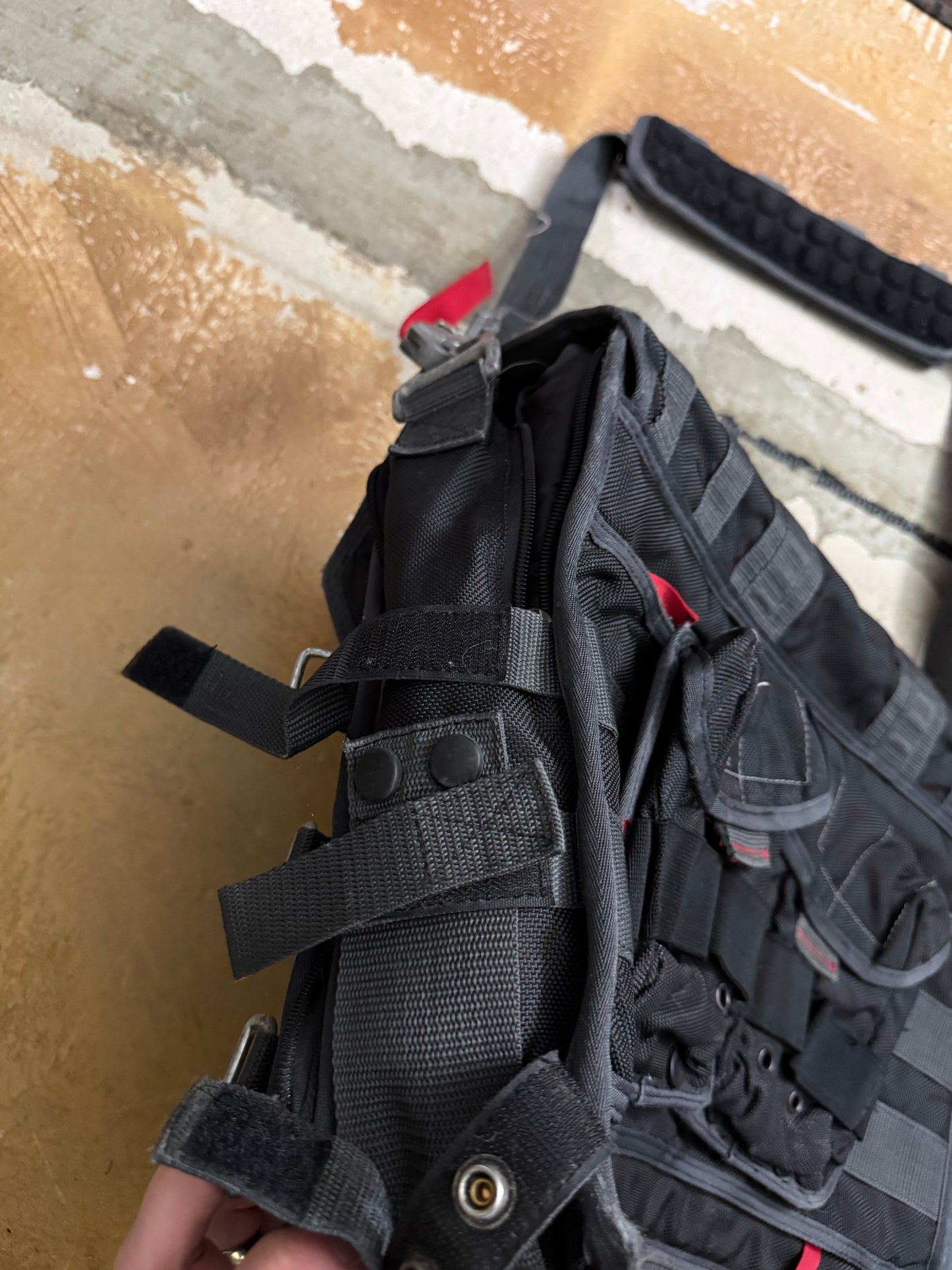 Oakley 2005 Dexter Tactical Field Gear laptop sling bag