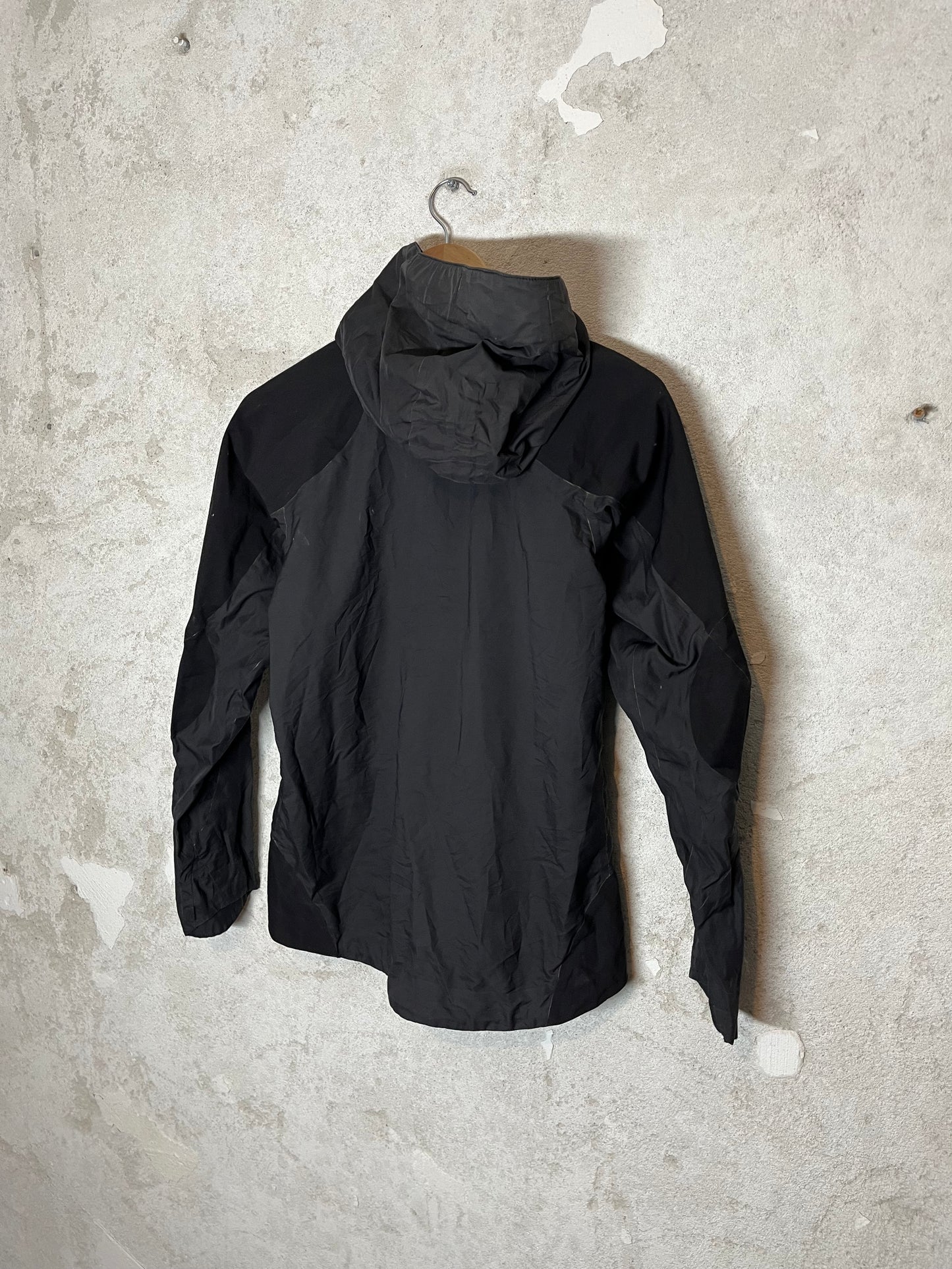 Patagonia hooded rain jacket - XS