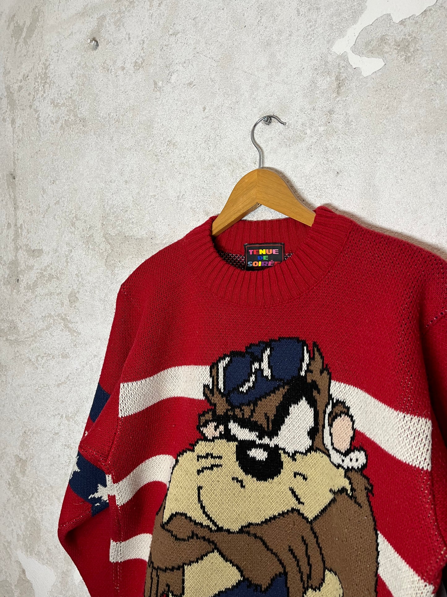 Looney Toones Tazz Tasmanian Devil knit sweatshirt - M