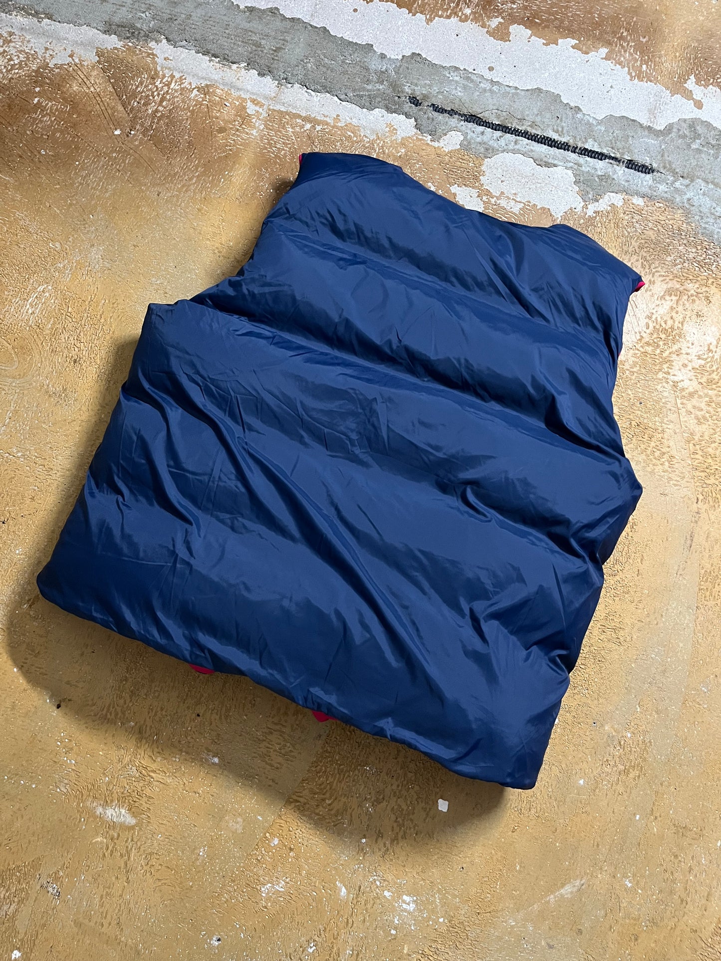 Palace Reversible Gore-Tex puffer bodywarmer - XL