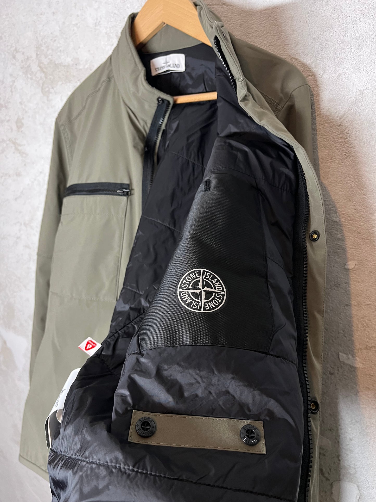 Stone Island soft shell-r primaloft jacket - M