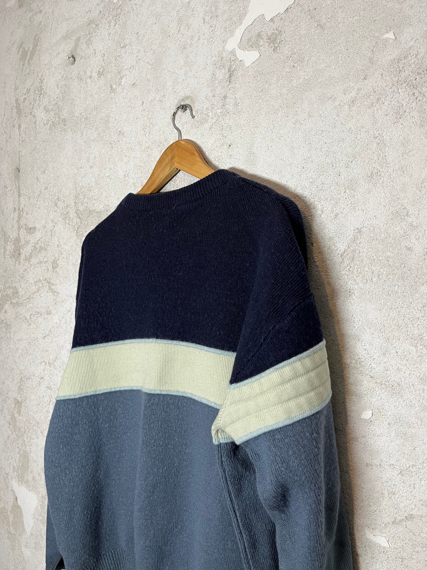 Quiksilver vintage knit sweater - M