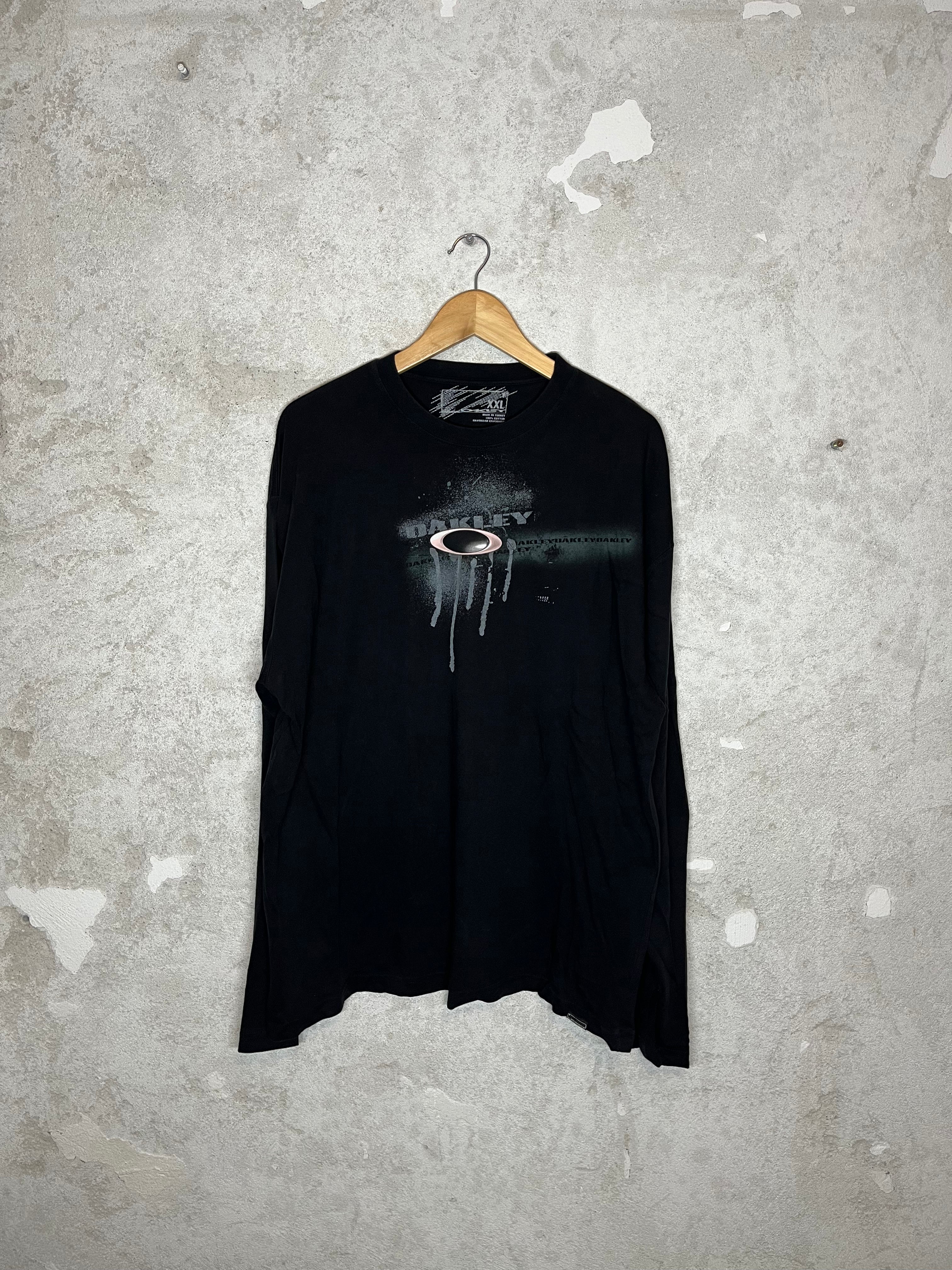 Oakley 2000s cyber vintage longsleeve tee shirt - XL – Father of