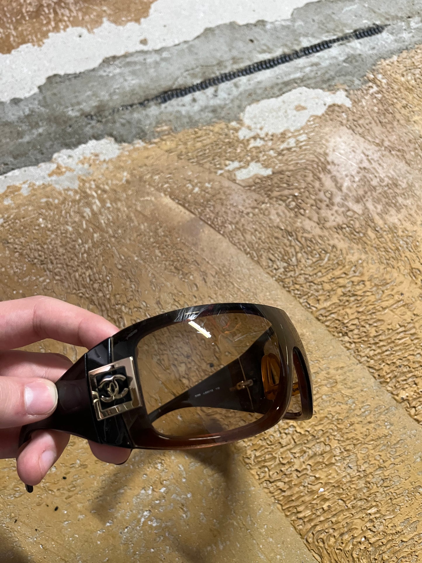 Chanel vintage sunglasses + box (5086 c.830/13 110)