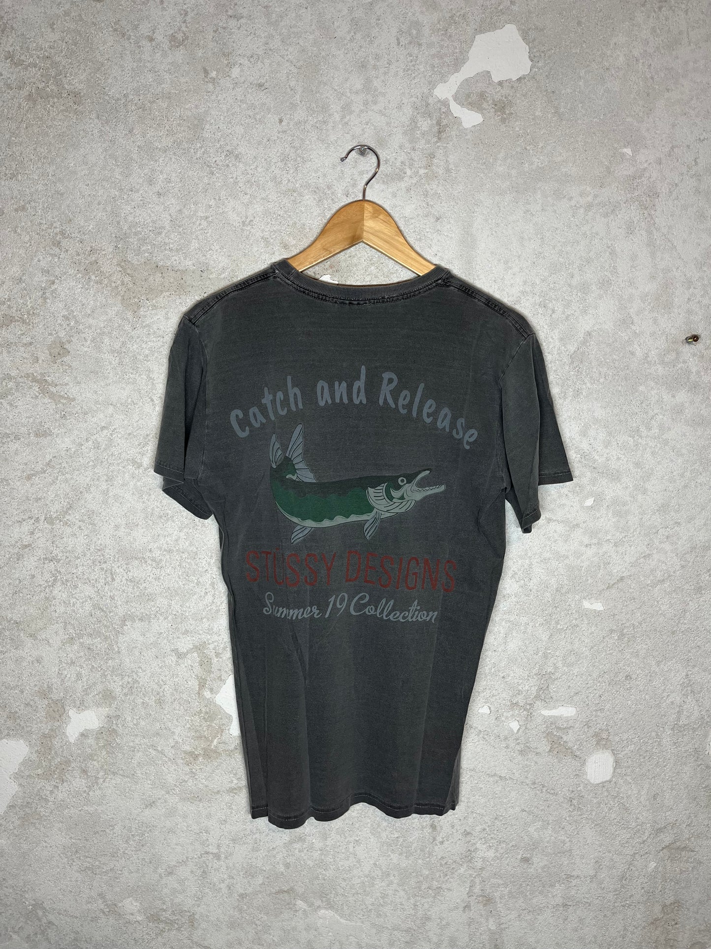 Stüssy vintage catch & release t-shirt - S