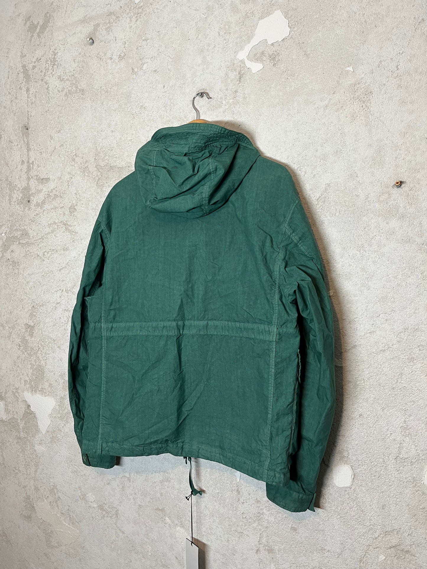 CP Company waxed cotton lense jacket - M