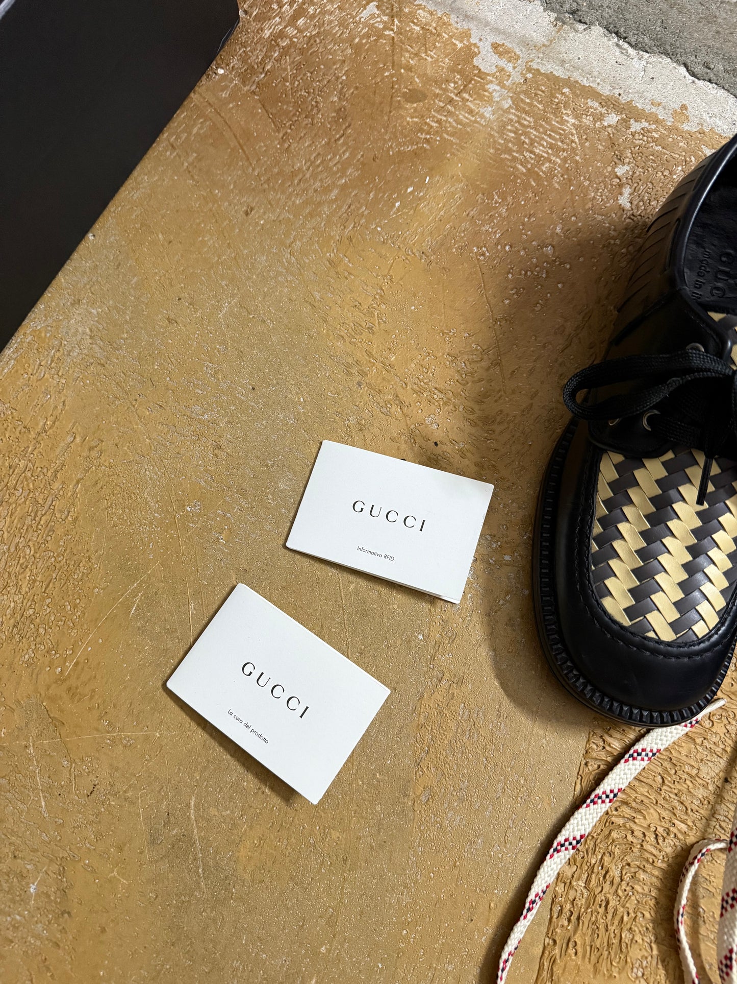 Gucci leather woven loafers - 39