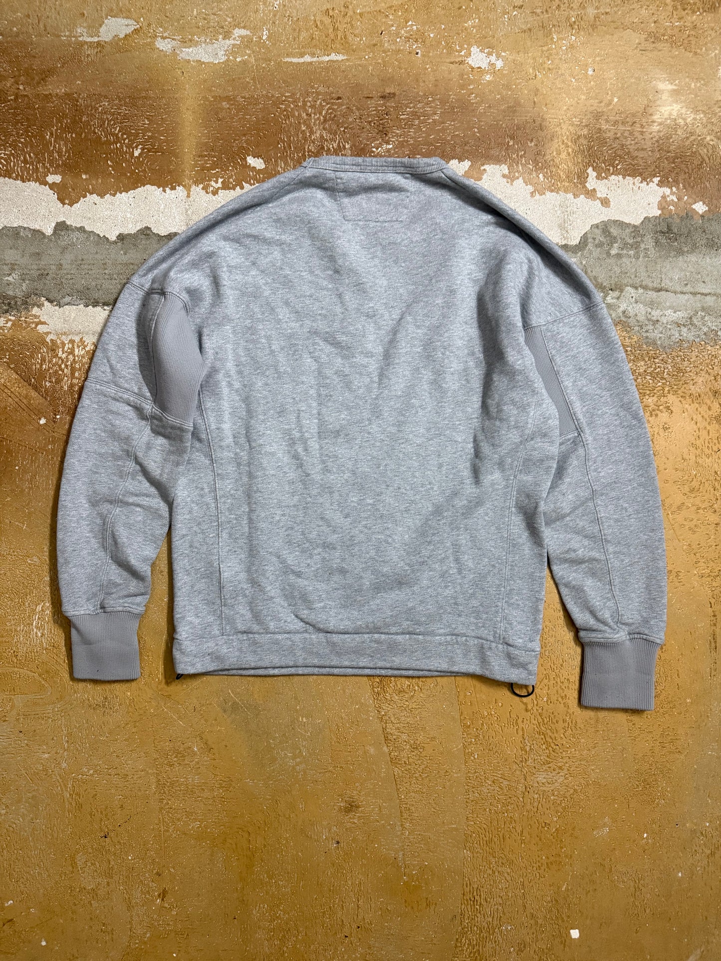 CP company lense sweater - L