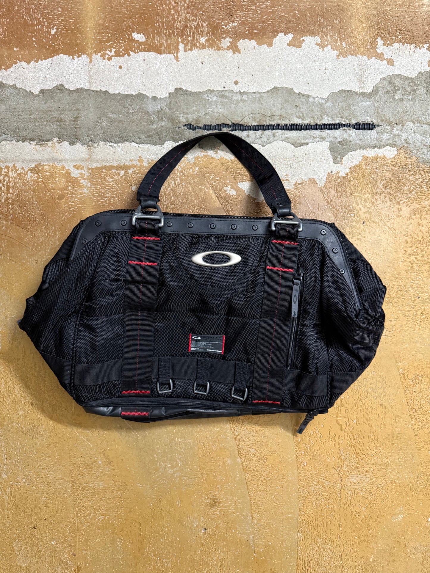 Oakley vintage double payload duffel bag new with tags