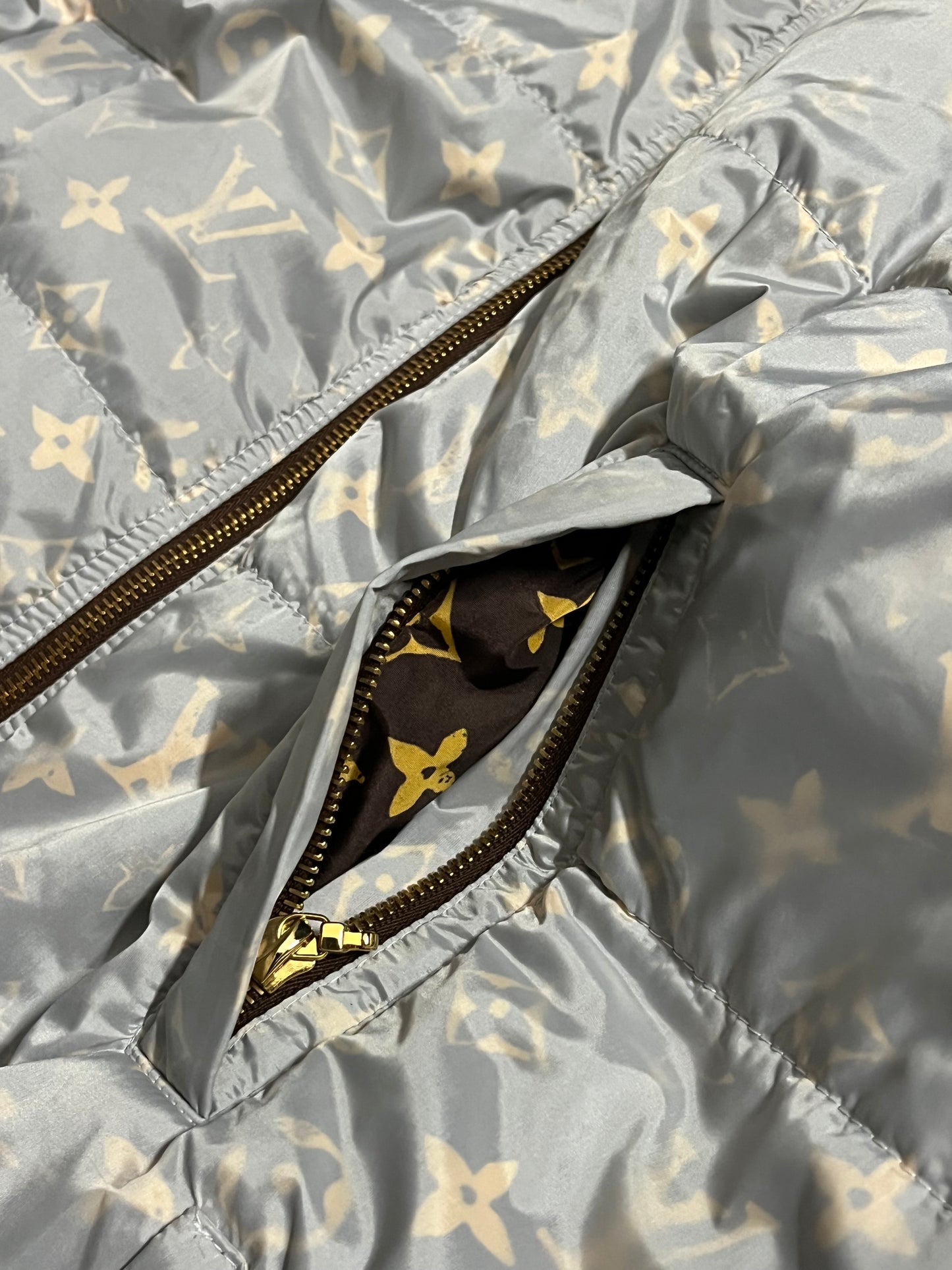 Louis Vuitton [SAMPLE] monogram down jacket - S