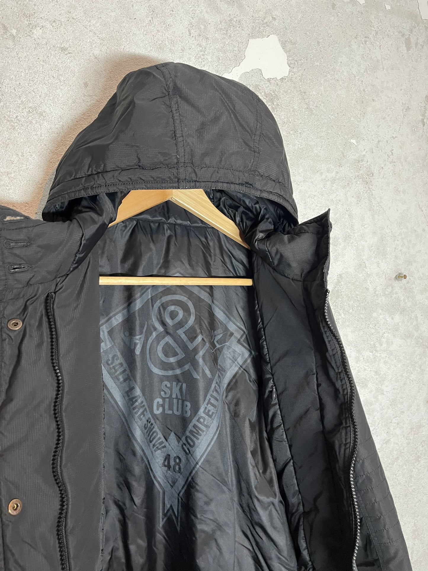 Dolce & Gabanna 2000s 90s puffer winter jacket - M