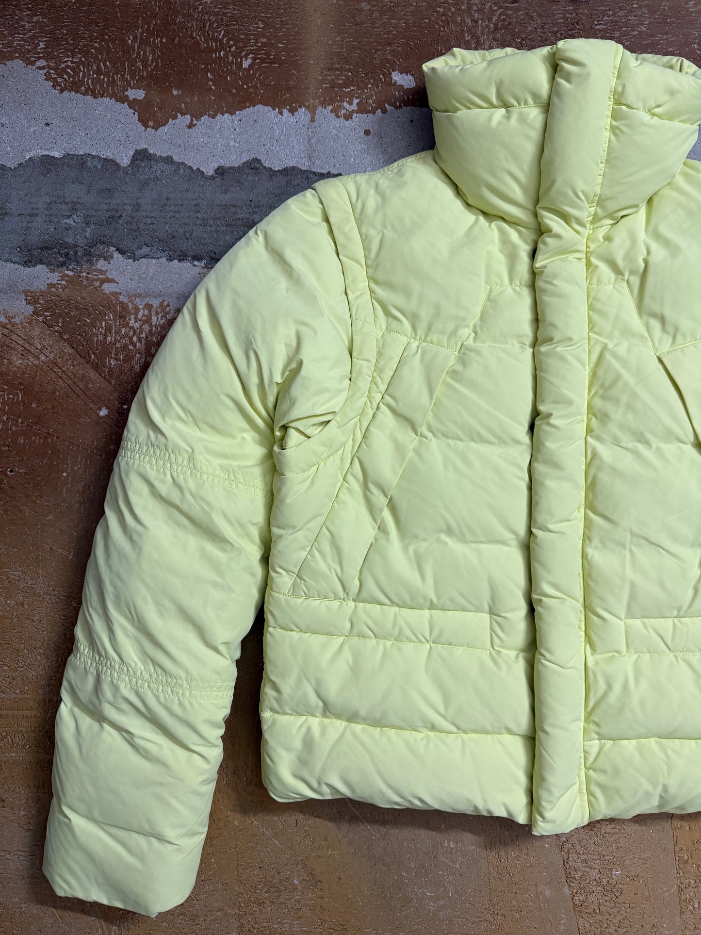 Louis Vuitton yellow zip off sleeves puffer jacket - L