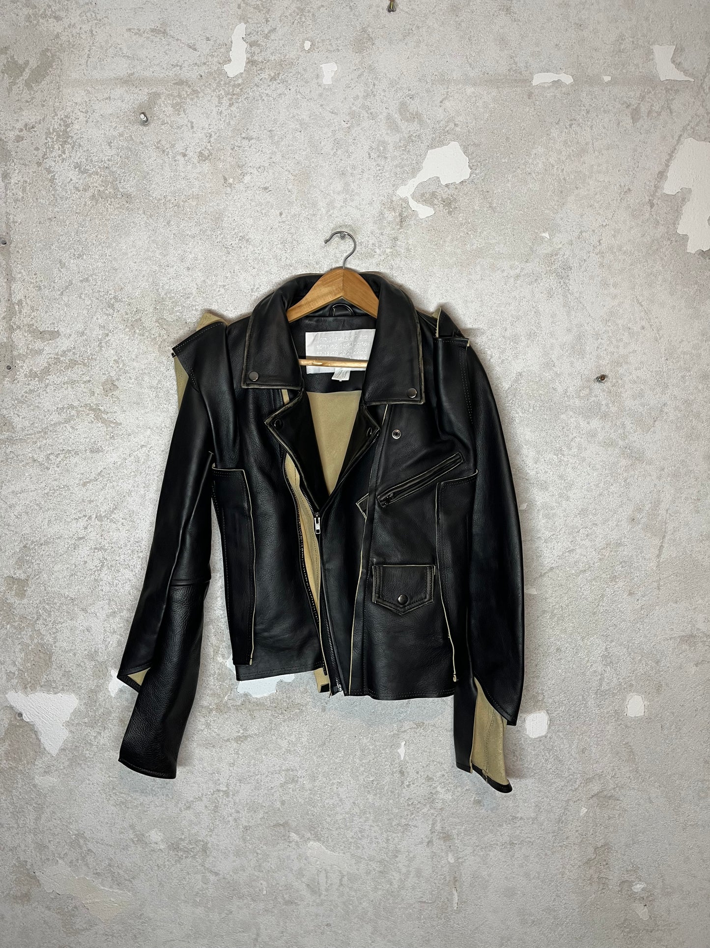 H&M x Maison Martin Margiela distressed leather jacket - M