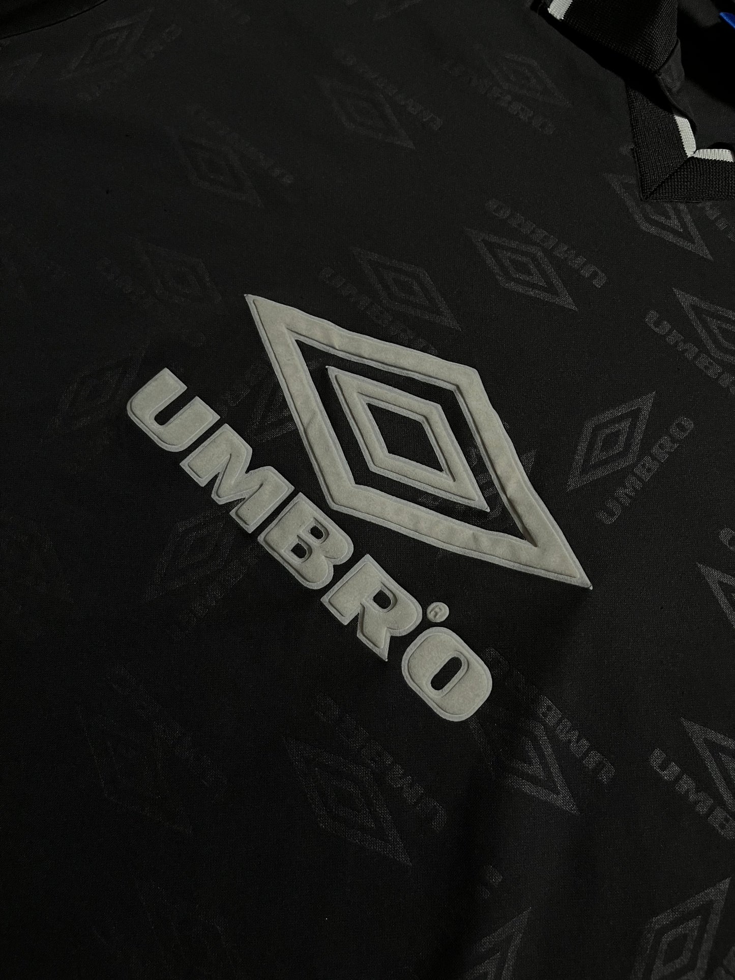 Umbro vintage sport shirt - L