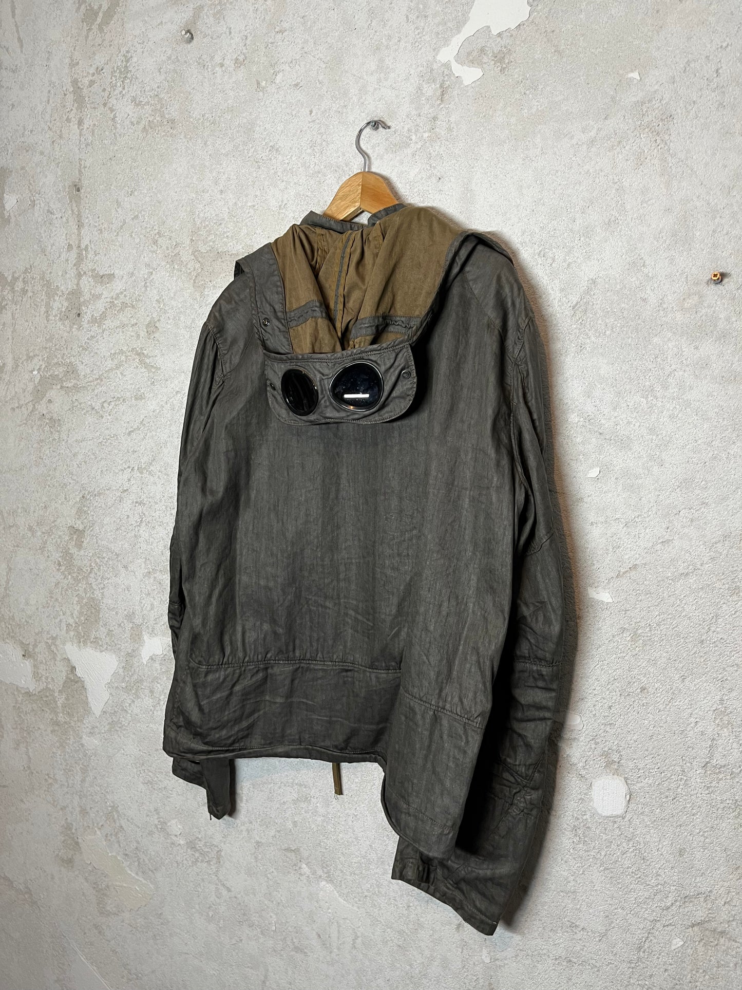 CP Company Laminated Linen Goggle Jacket - XL