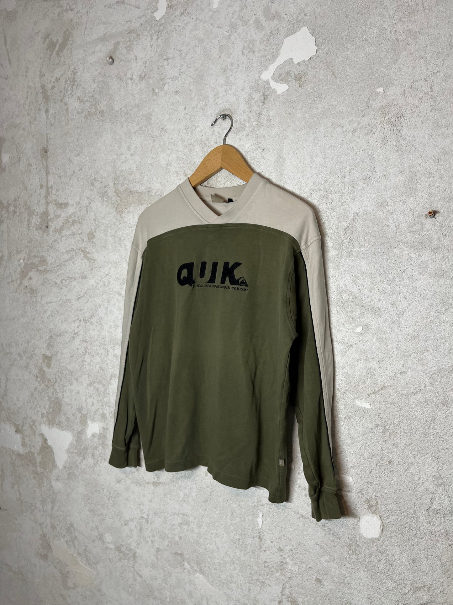 Quiksilver vintage sweater - S