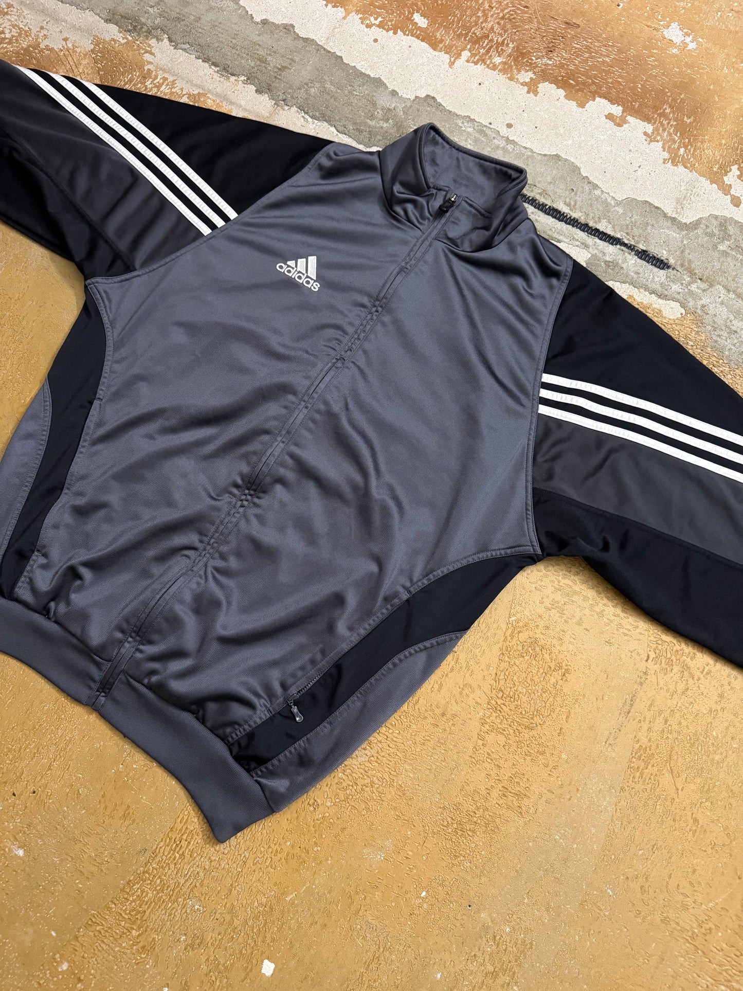Adidas vintage track jacket - L