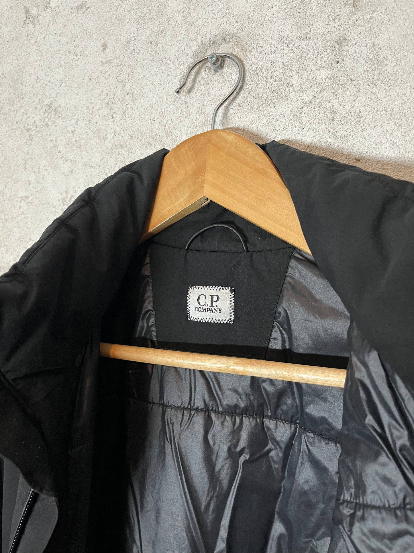 CP Company puffer down primaloft pro tek jacket - L